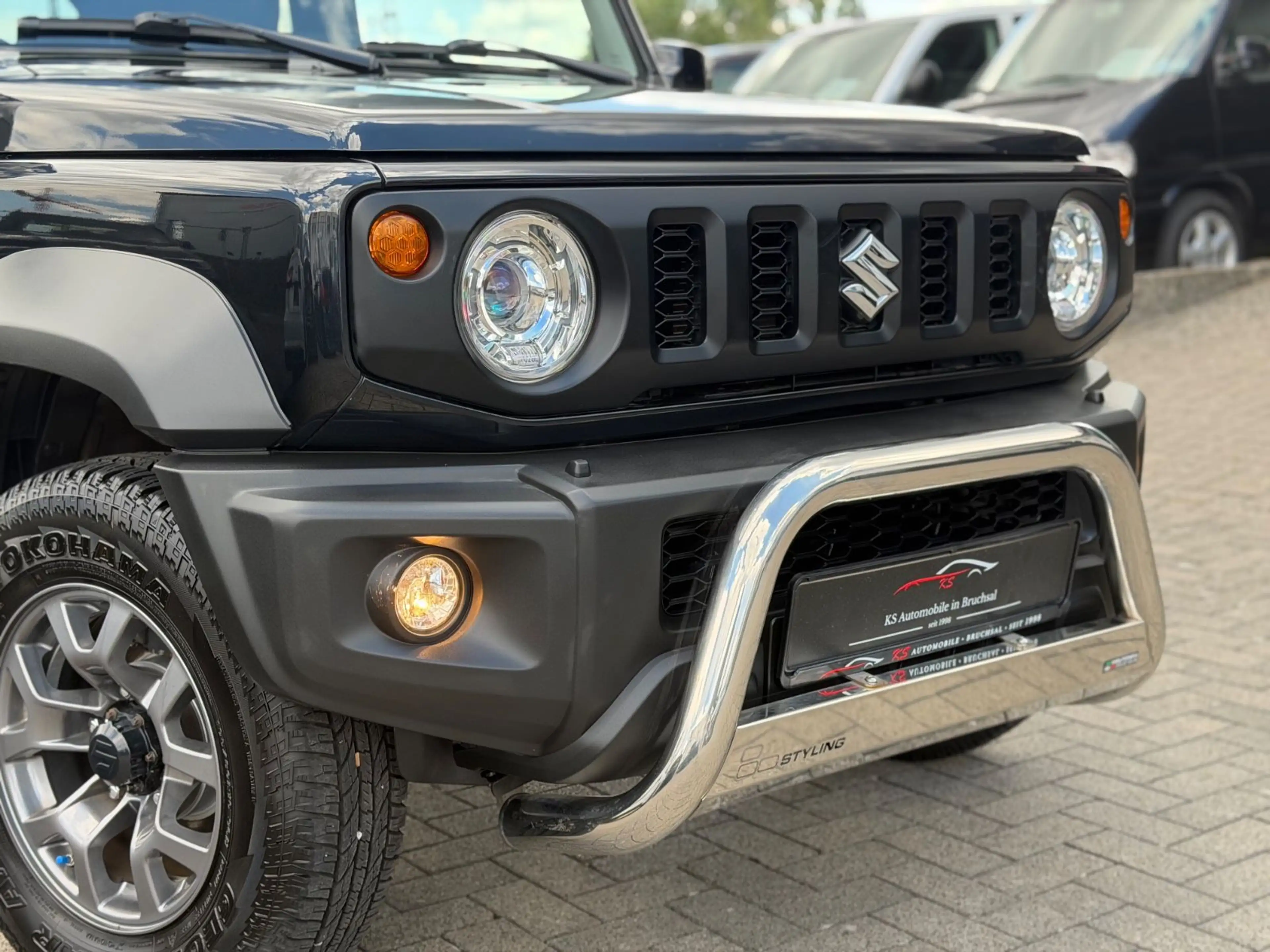 Suzuki Jimny Comfort+ AllGrip *4-Sitzer*Bullenfänger* — photo 36