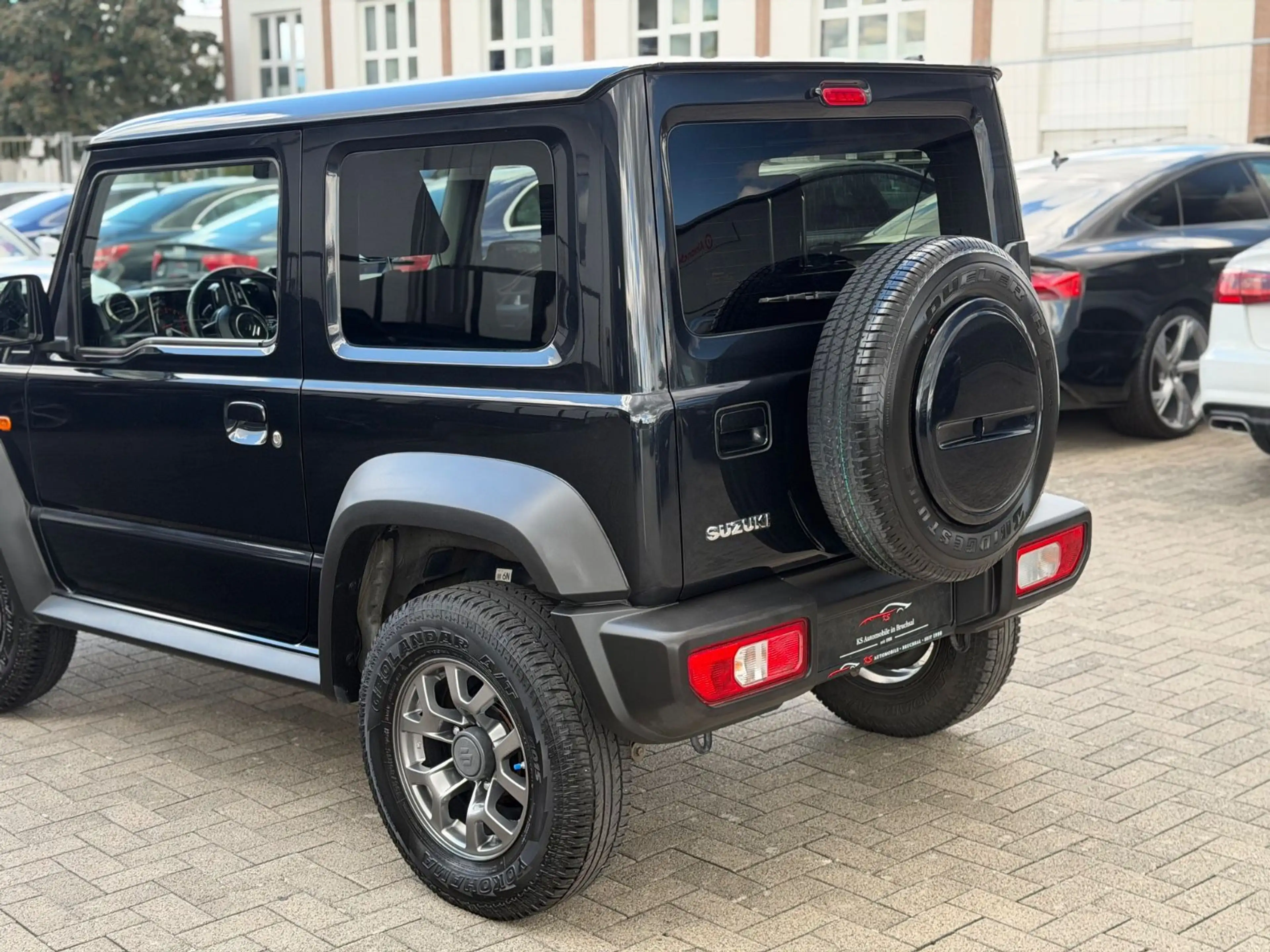 Suzuki Jimny Comfort+ AllGrip *4-Sitzer*Bullenfänger* — photo 10