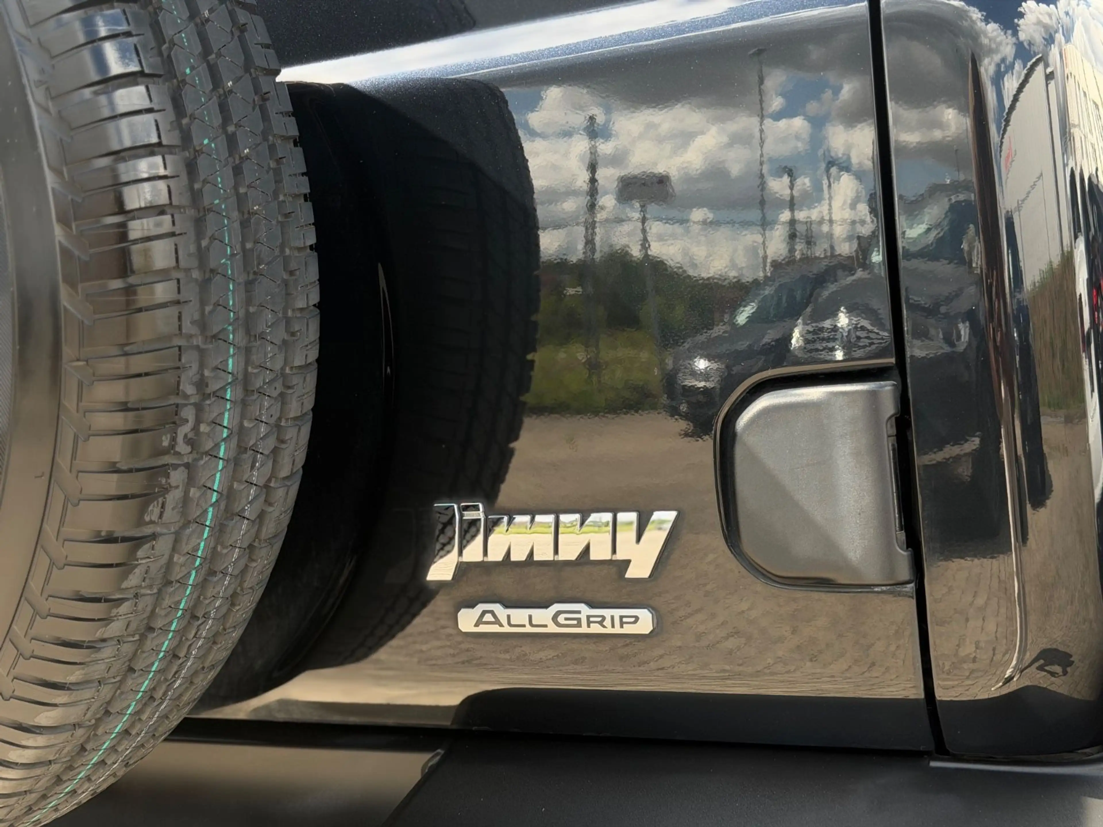 Suzuki Jimny Comfort+ AllGrip *4-Sitzer*Bullenfänger* — photo 34