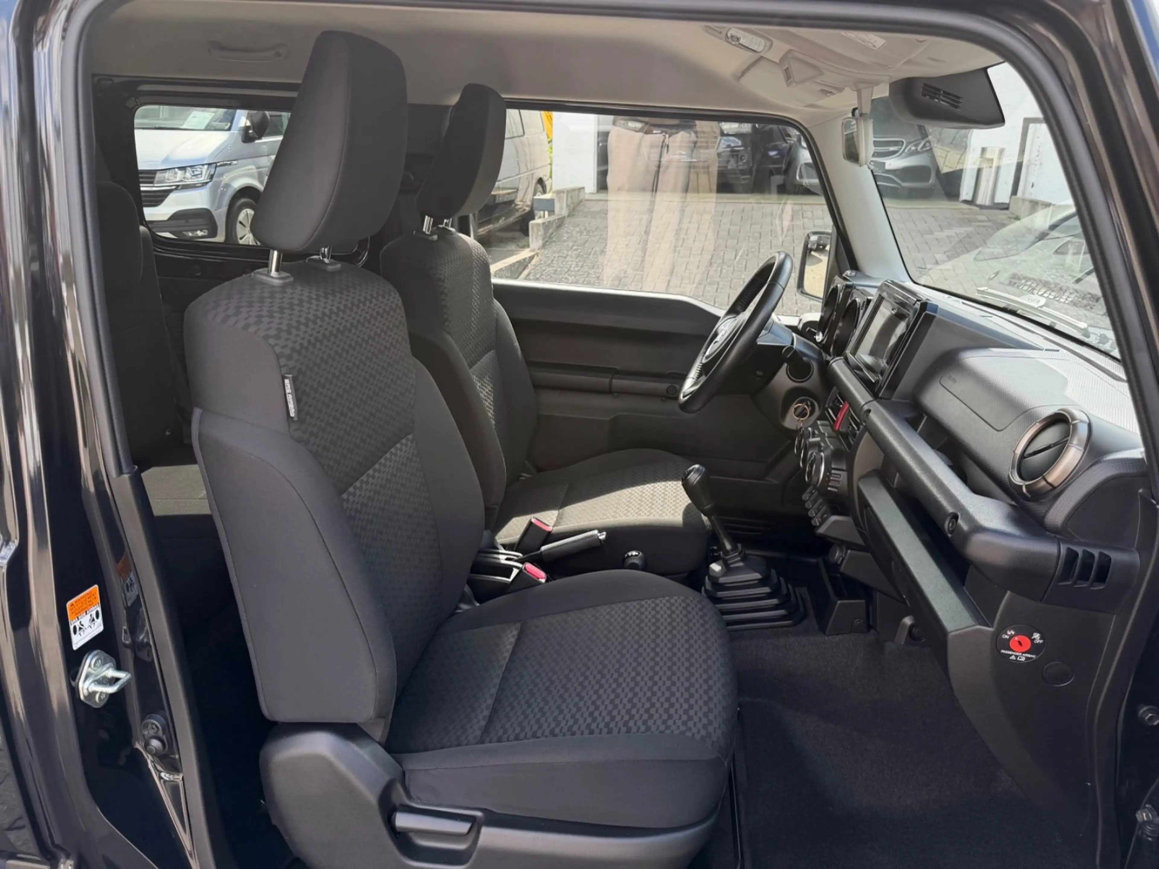 Suzuki Jimny Comfort+ AllGrip *4-Sitzer*Bullenfänger* — photo 20
