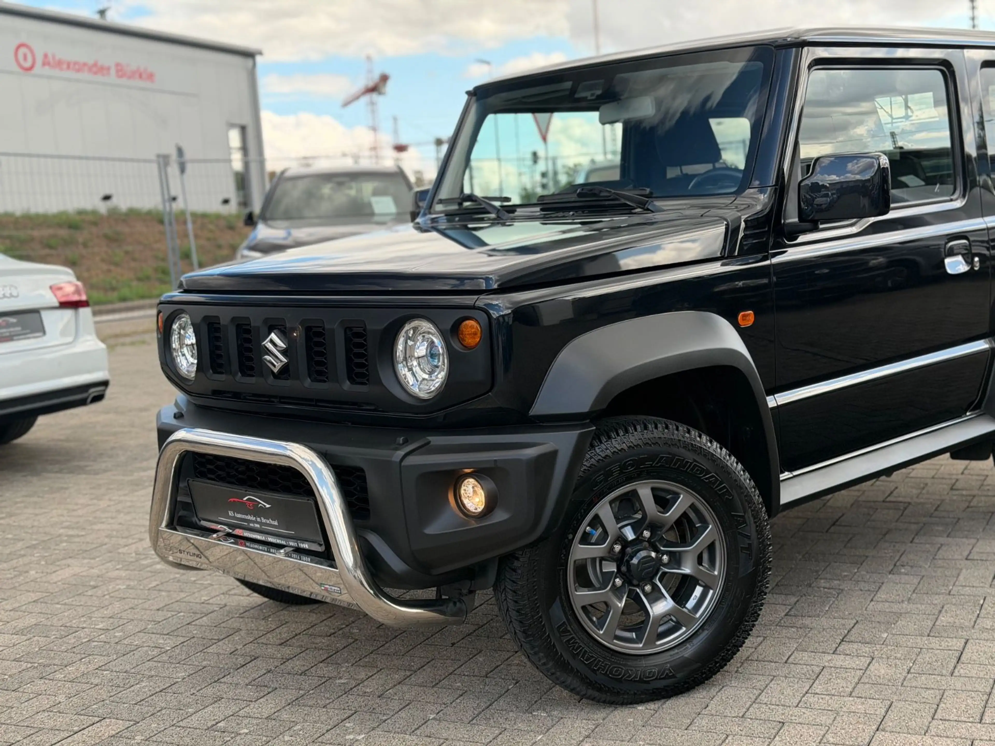 Suzuki Jimny Comfort+ AllGrip *4-Sitzer*Bullenfänger* — photo 2