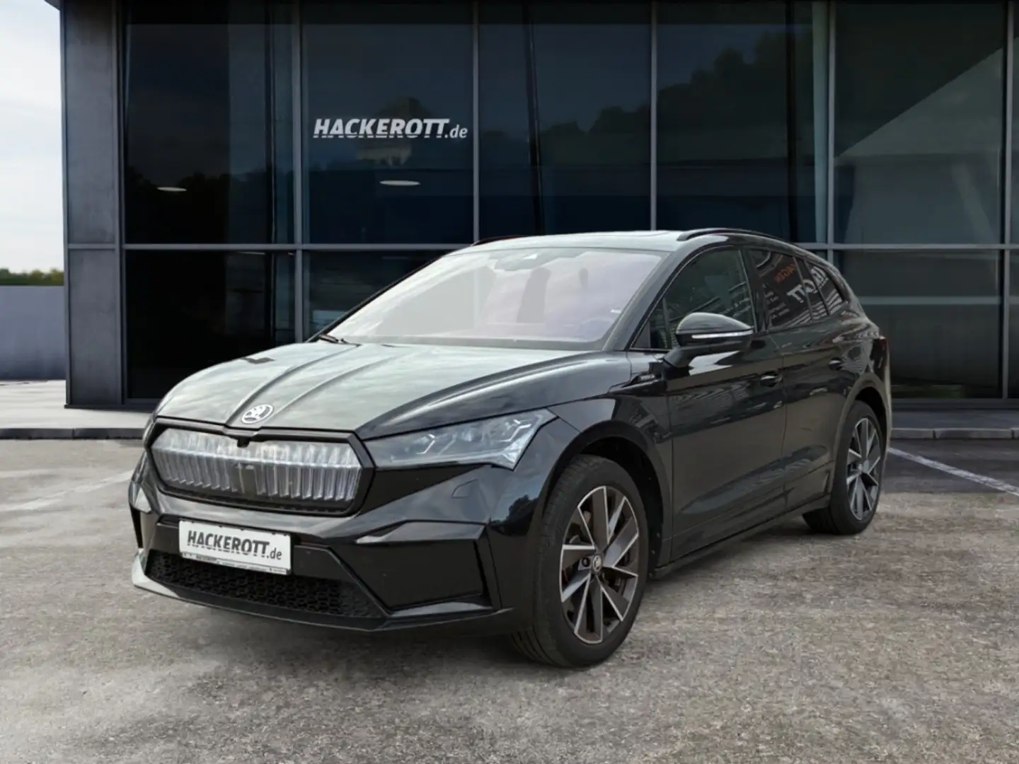 Skoda Enyaq Sportline 80 82 kWh PDC Navi ACC AHK e-Sitze Schwarz - 1