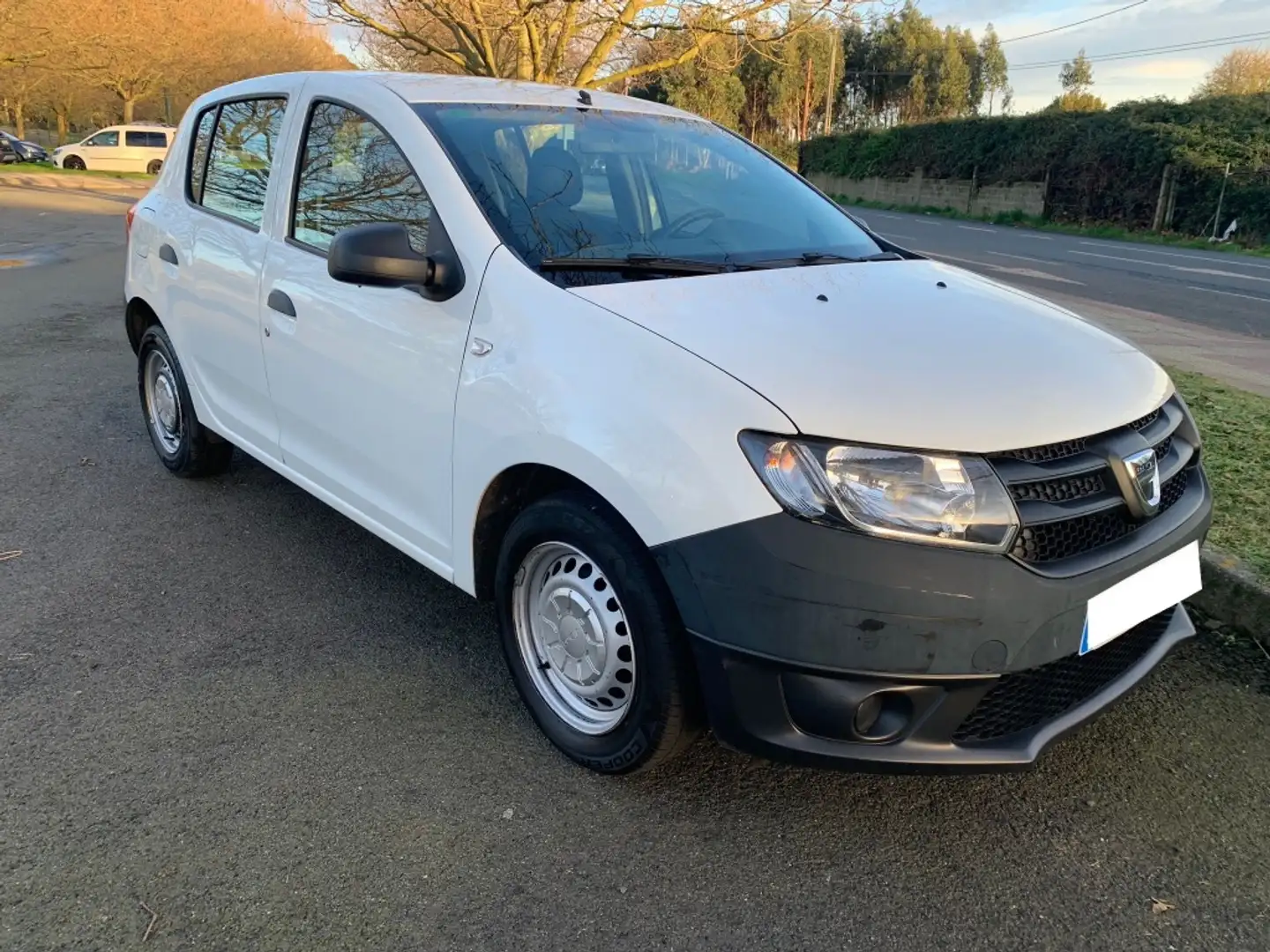 Dacia Sandero 1.2 SL Eficacia 75 Wit - 1