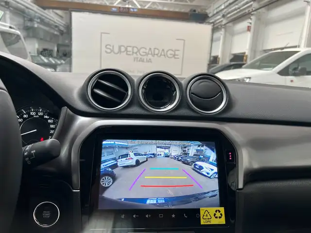 Suzuki Vitara view 14