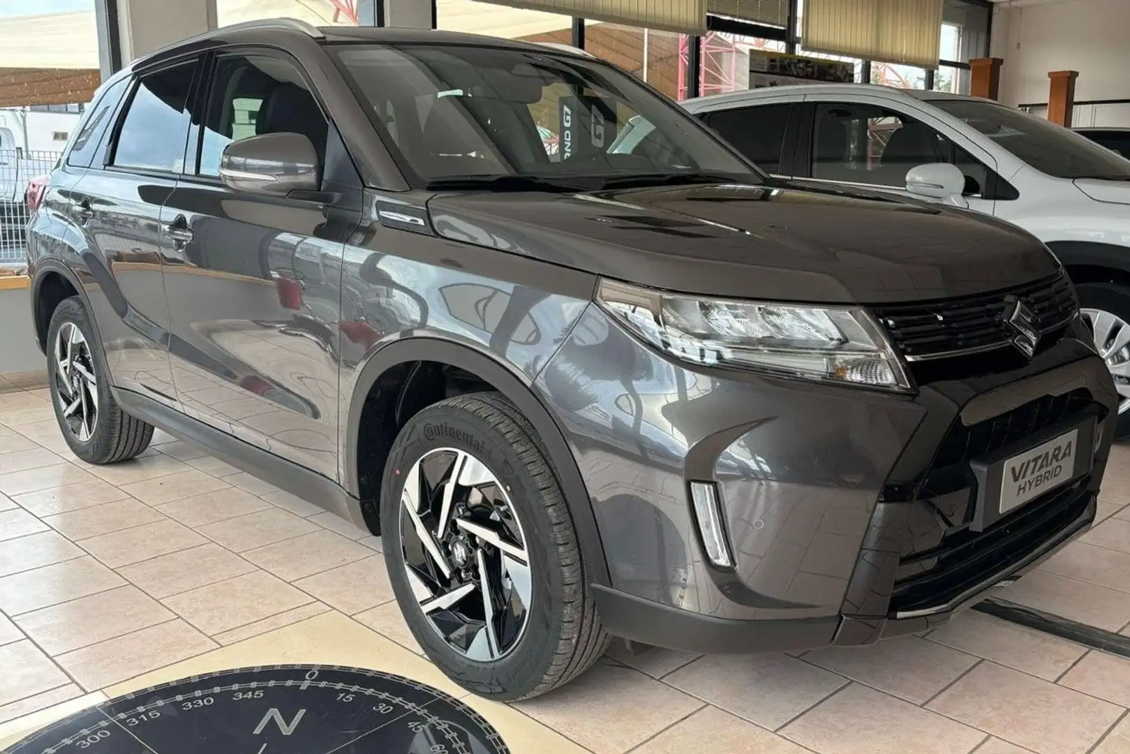 Suzuki Vitara 1.4h Cool+4wd allgrip110cv in arrivo prezzo reale Grau - 2