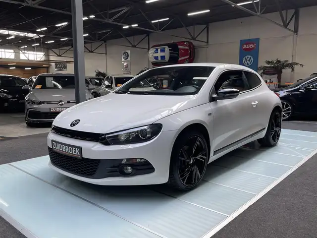 Volkswagen Scirocco 1.4 TSI 122PK Clima Navi Xenon Stuurbediening