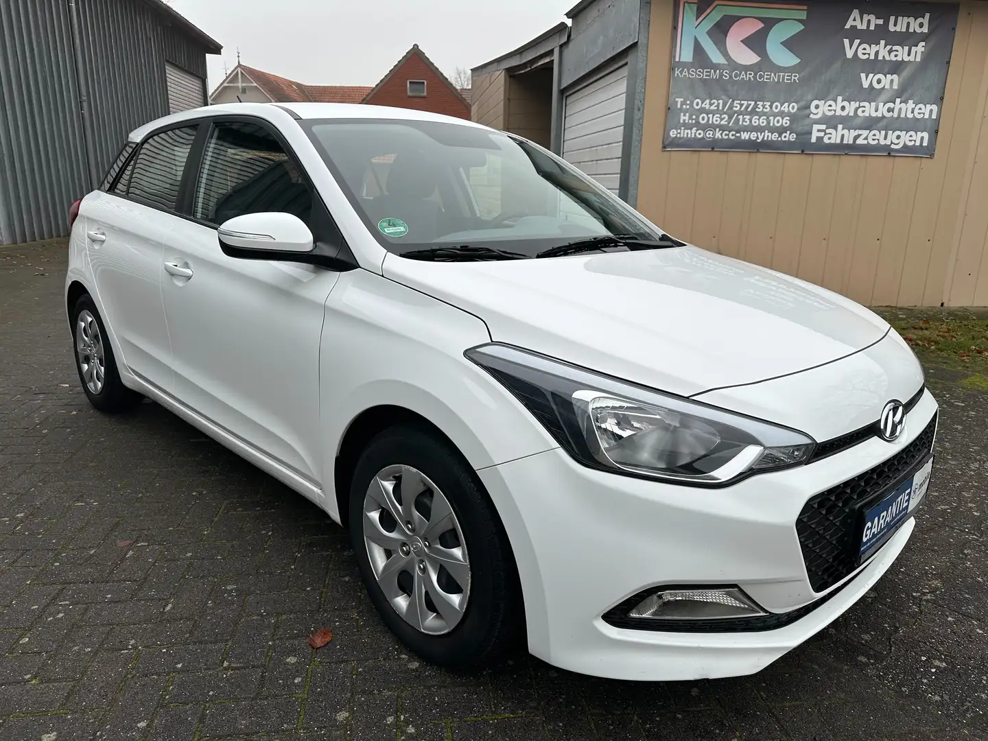 Hyundai i20 Go,Tüv Neu +Garantie Weiß - 1