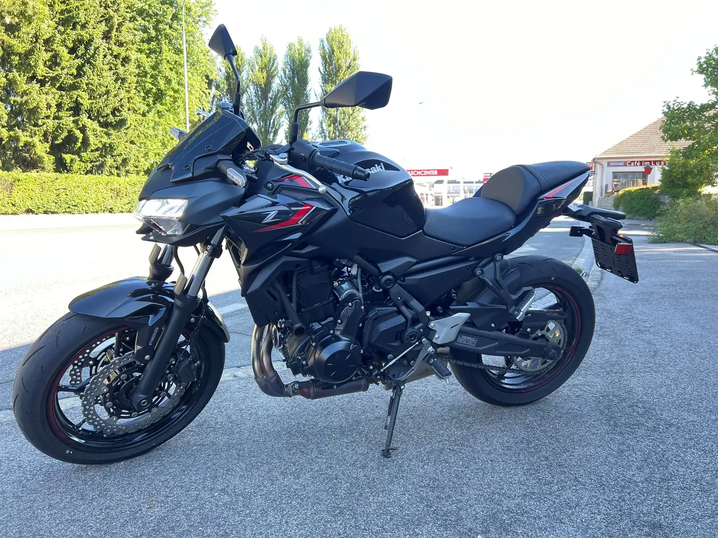 Kawasaki Z 650 35kw! / Vorführmotorrad - 1