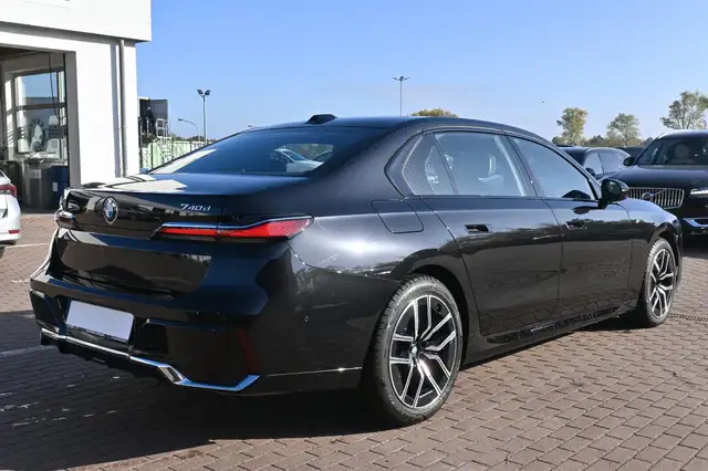 BMW M view 6