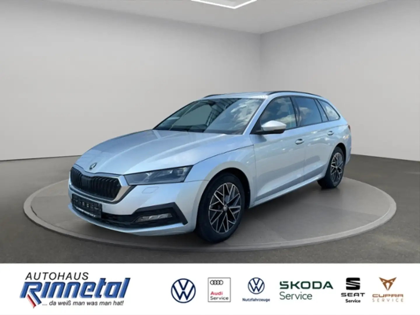 Skoda Octavia Combi 2.0 TDI Ambition MATRIX LED+COLUMB+PDC+GRA+ Silber - 1