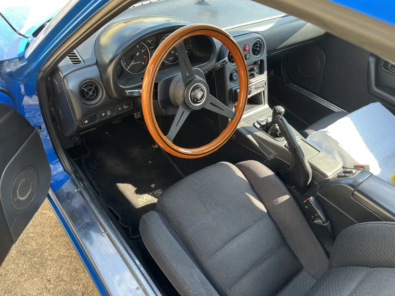 Mazda MX-5 MX5 Cabriolet 1.6i, foto 8