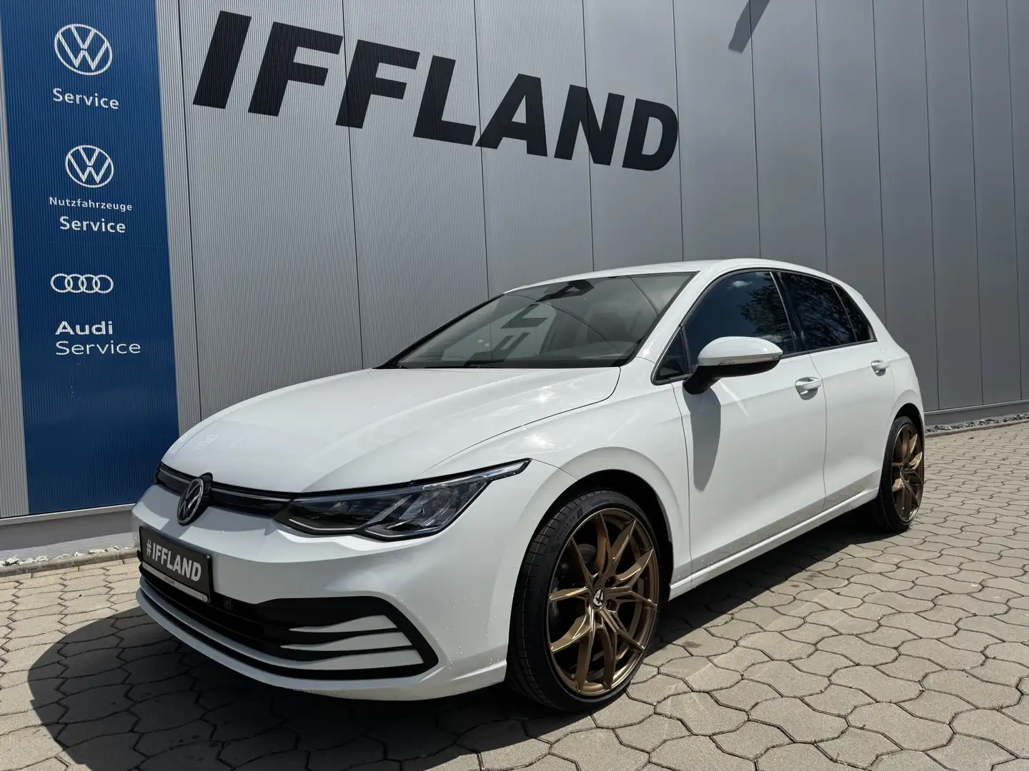 Volkswagen Golf 2.0 TDI* Life*DSG*NAVI*LED*ACC* Weiß - 1