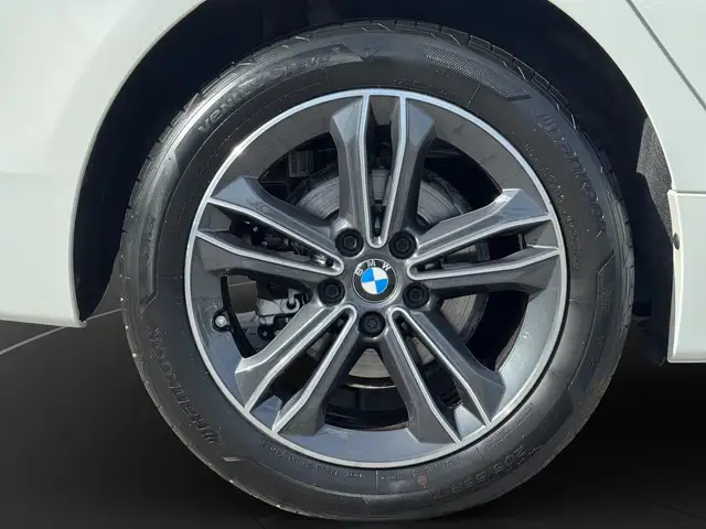 BMW 2 Series view 12