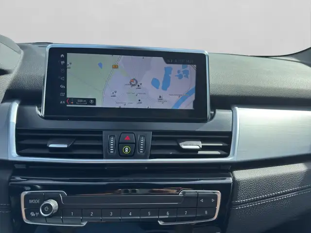 BMW 2 Series view 27