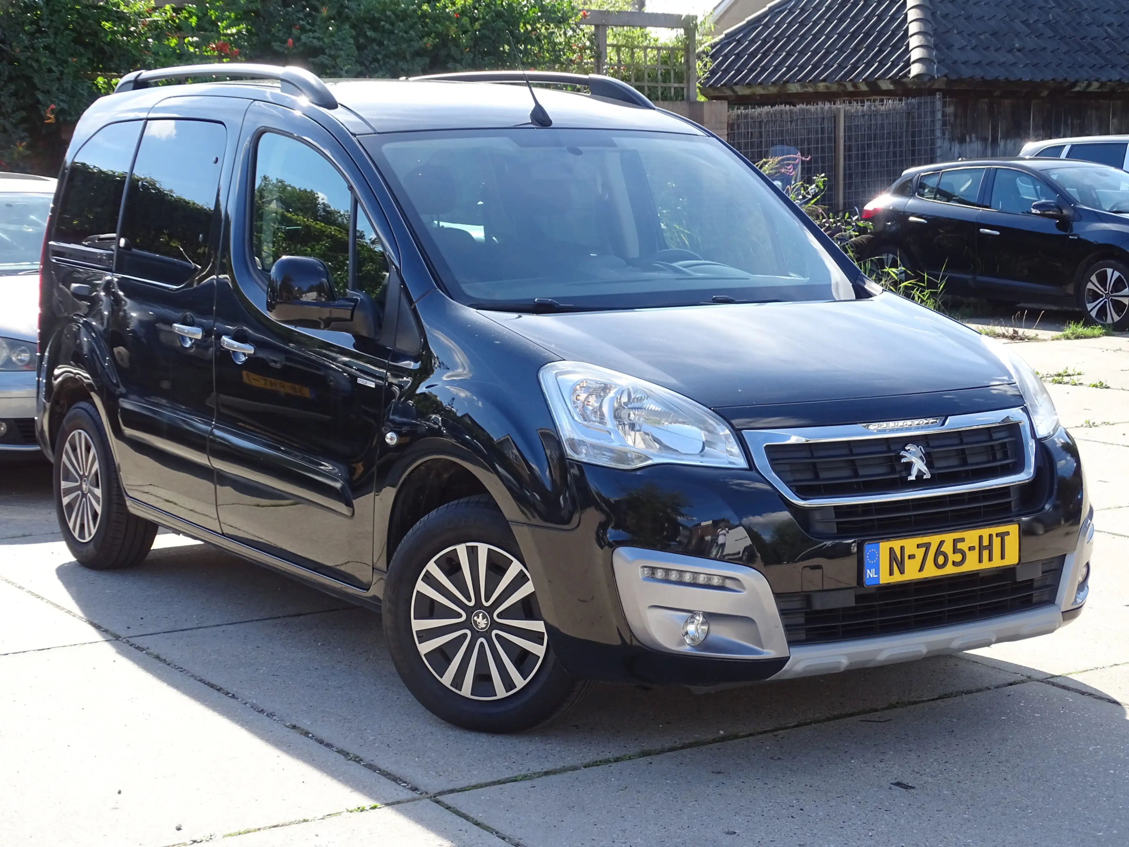 Peugeot Partner Tepee 1.2 PureTech Active Bezine — photo 3