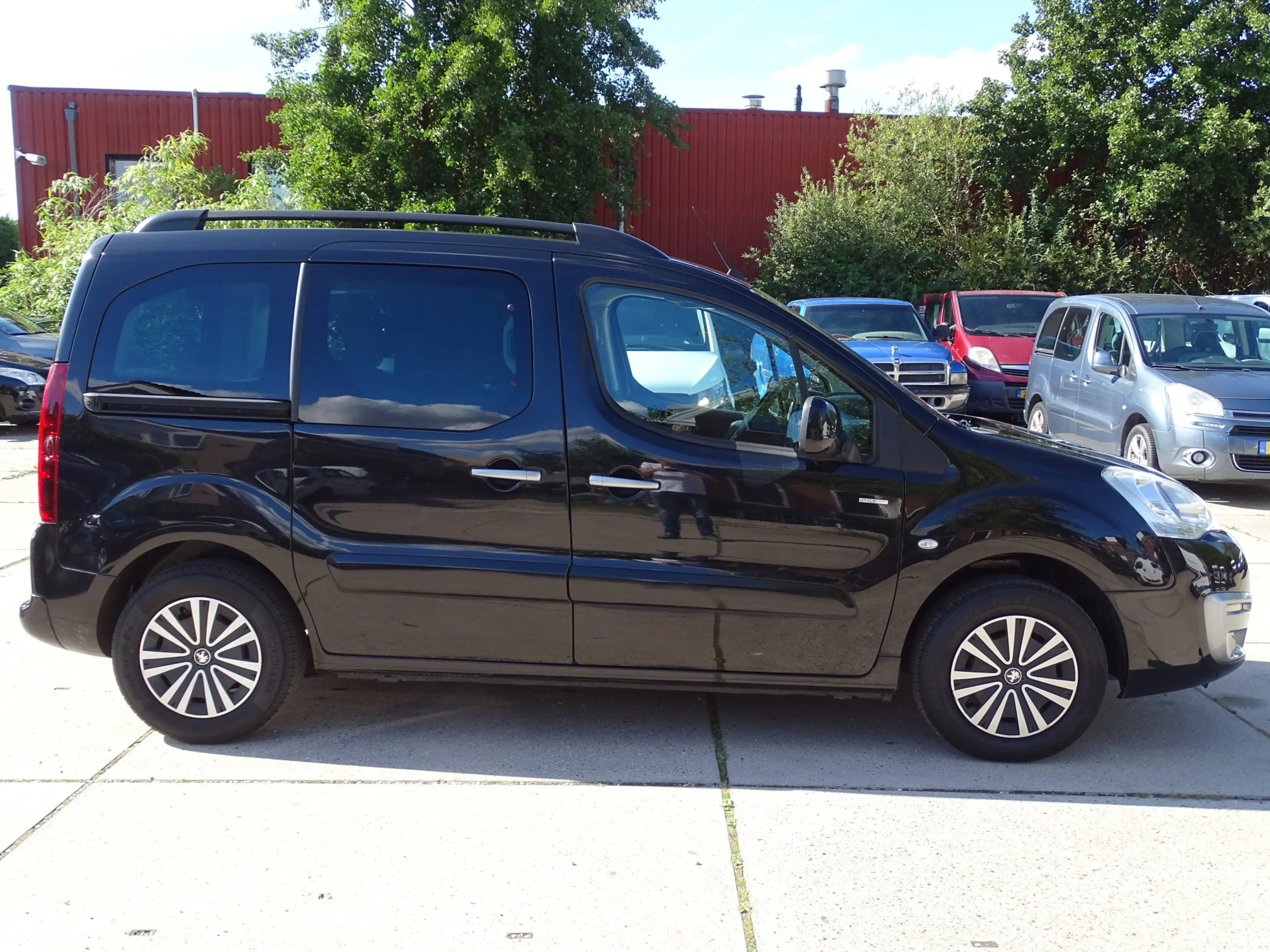 Peugeot Partner Tepee 1.2 PureTech Active Bezine — photo 4