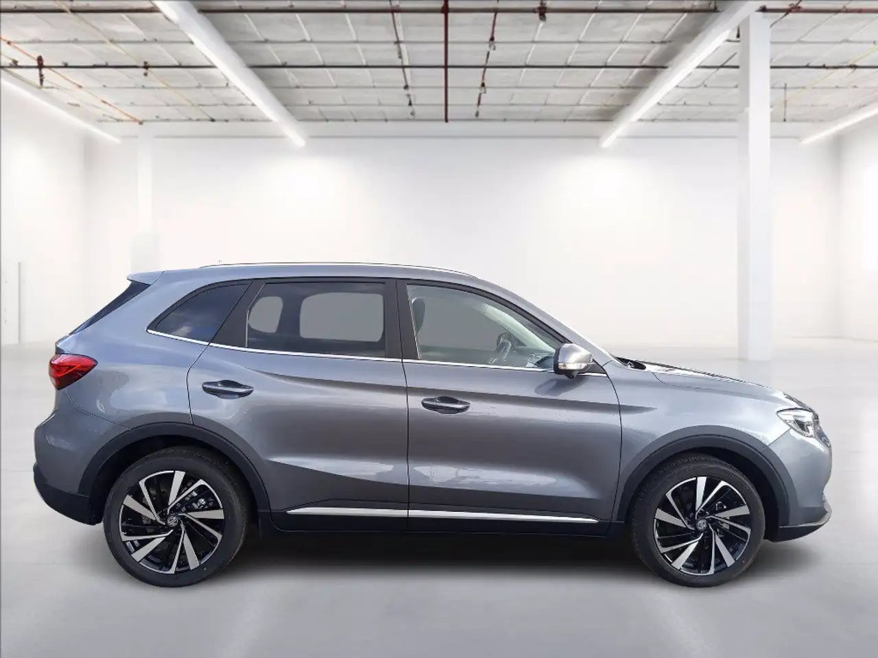 MG ZS 1.5 hybrid+ Luxury auto 8