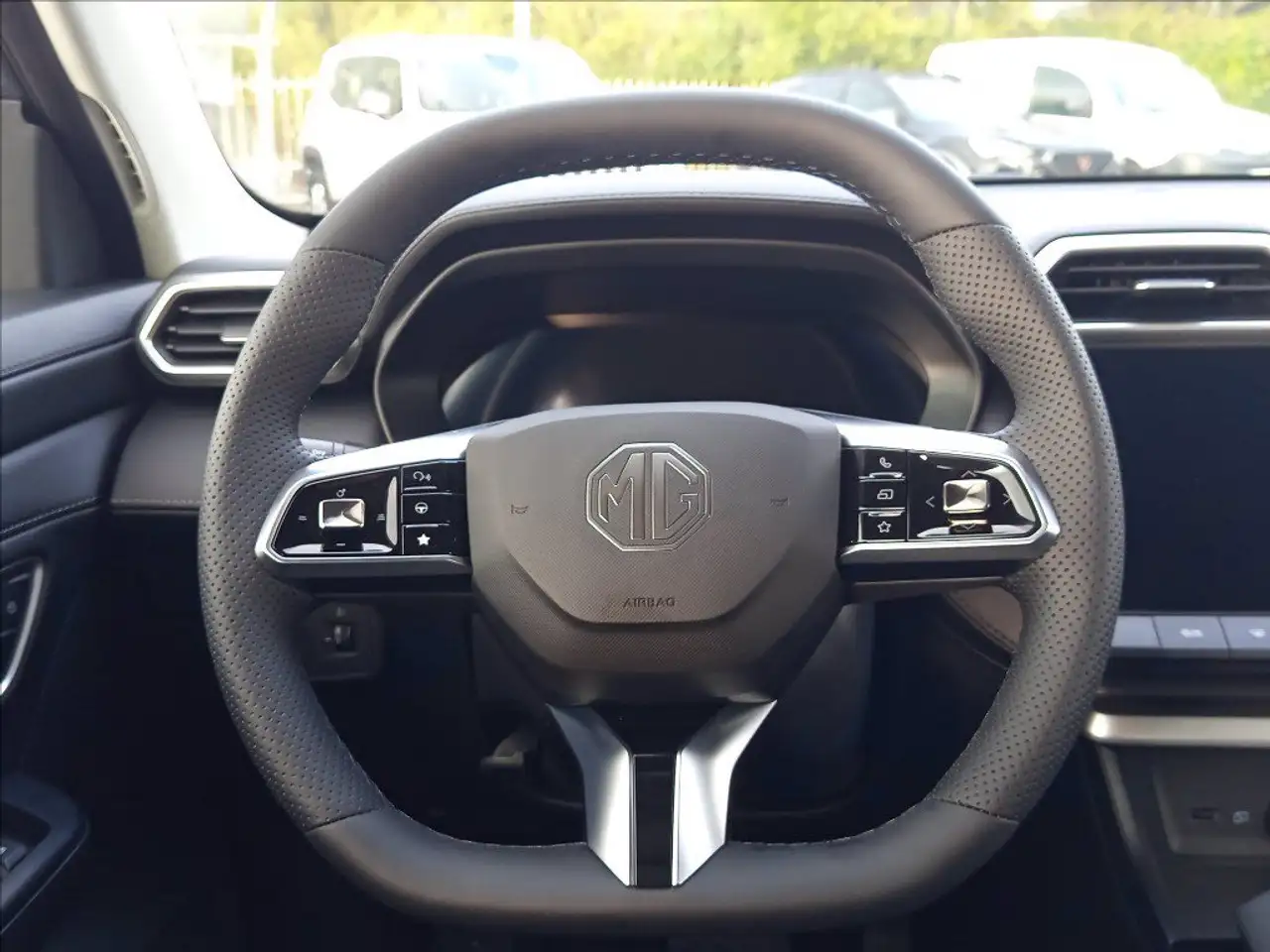 MG ZS 1.5 hybrid+ Luxury auto 15