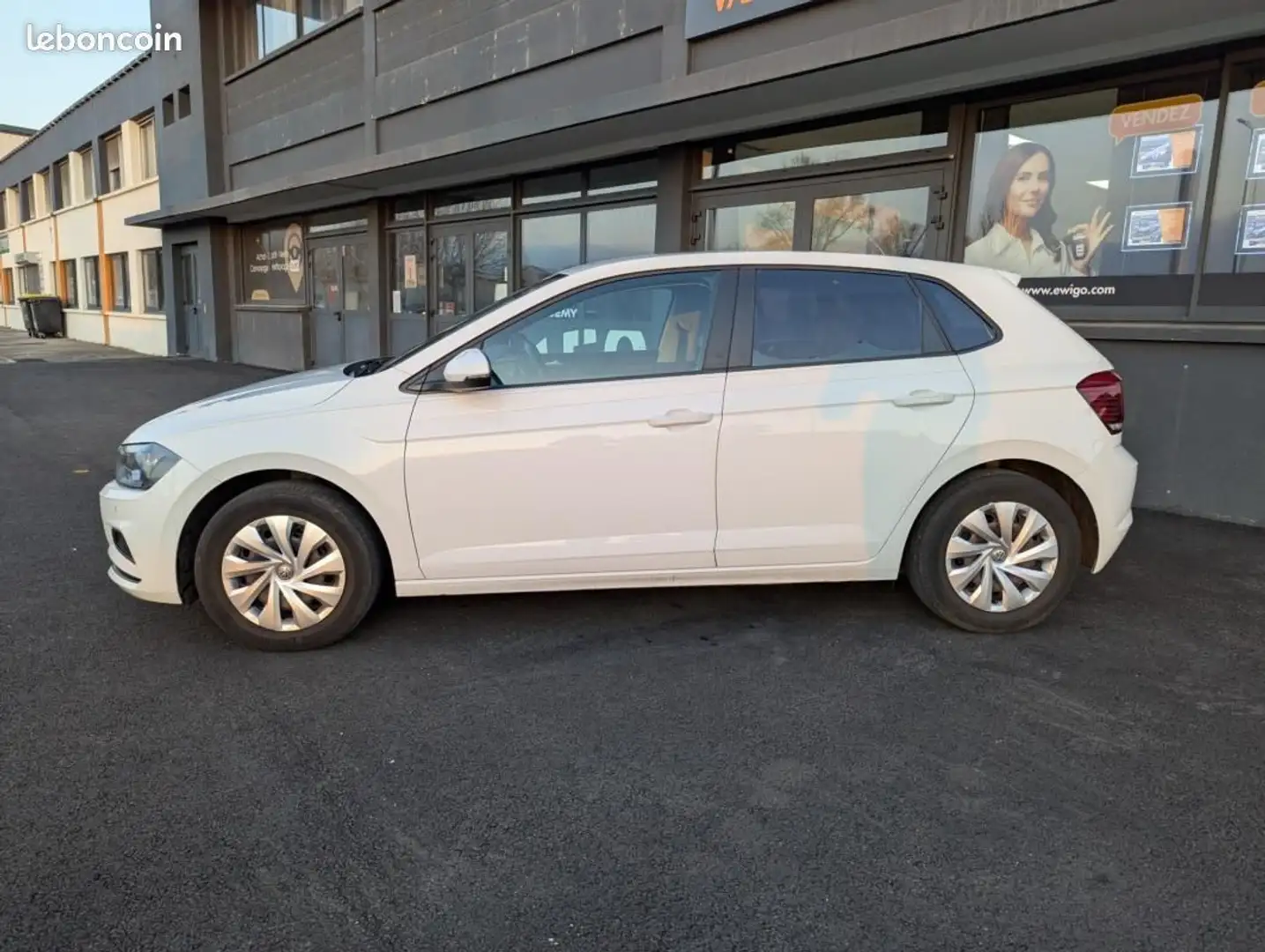 Volkswagen Polo 1.0 80CH BUSINESS Blanc - 2