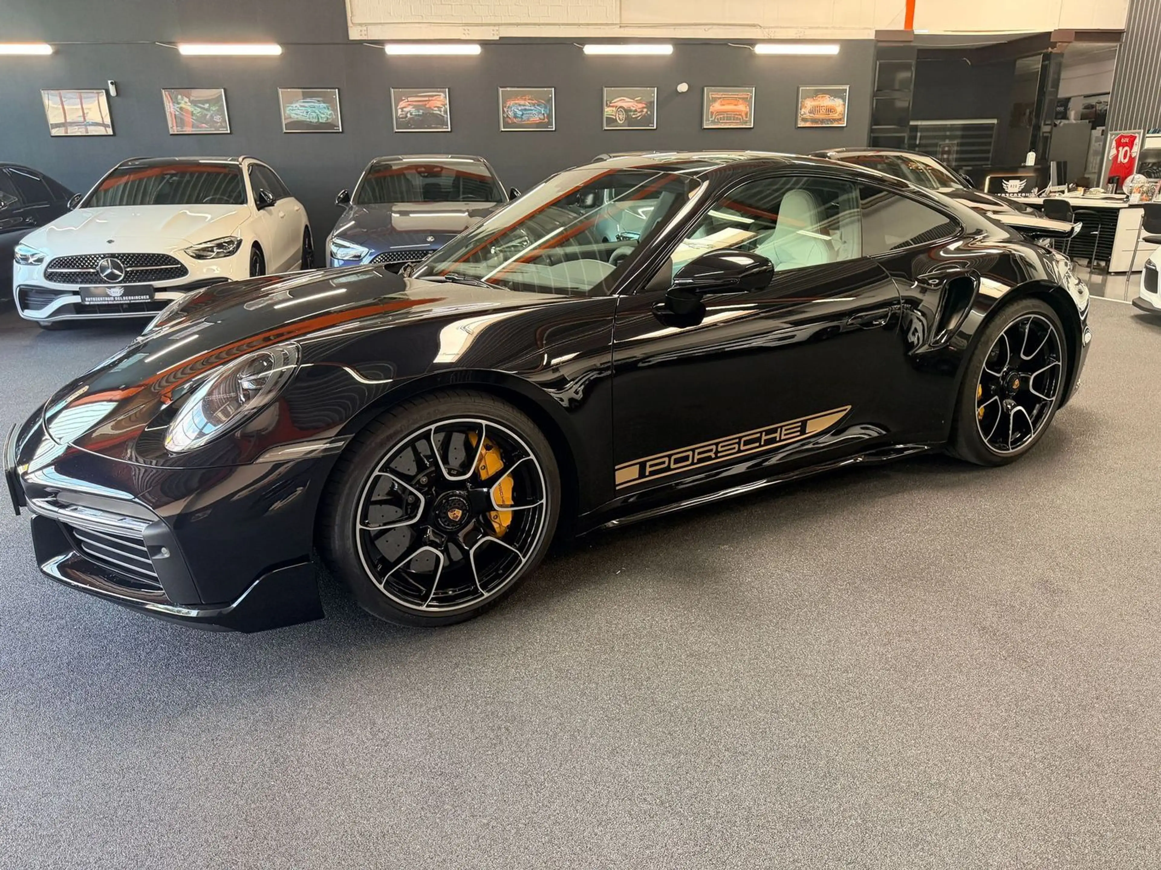 Porsche 992 Turbo S CARBON/AERO/MATRIX/KERAMIK/BURMESTER — photo 3