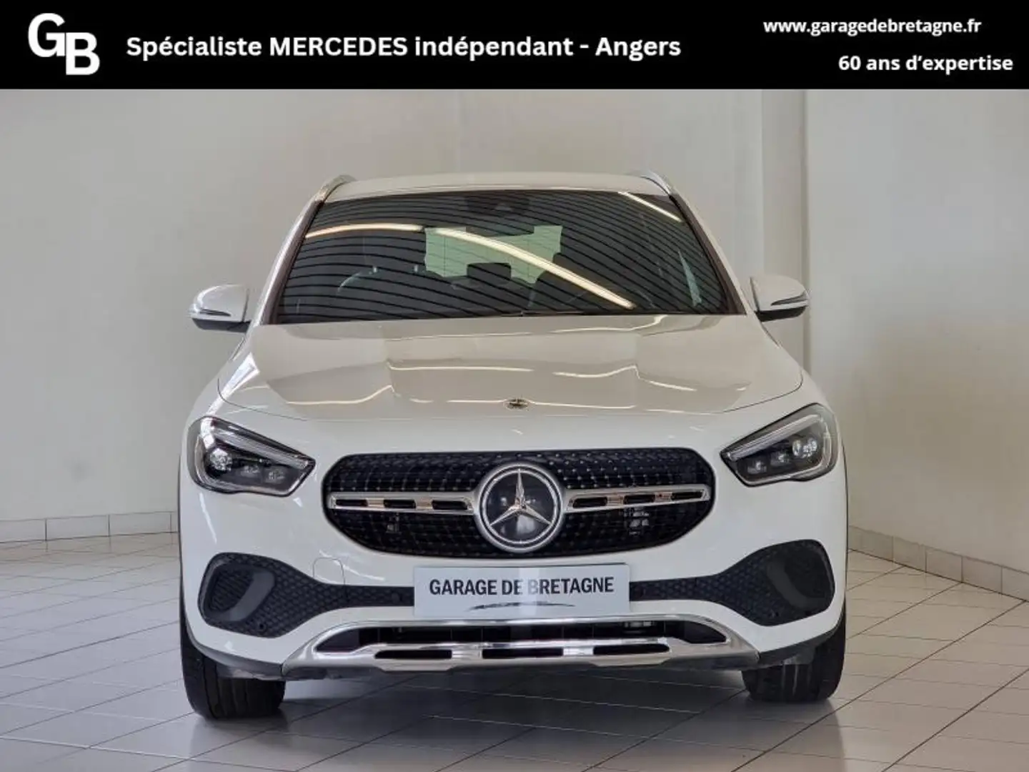 Mercedes-Benz GLA 200 200 163ch Progressive Line 7G-DCT Blanc - 2