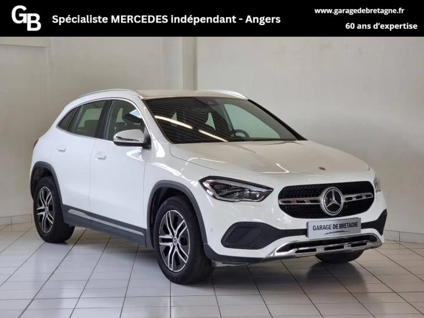 Mercedes-Benz GLA 200 200 163ch Progressive Line 7G-DCT Blanc - 1