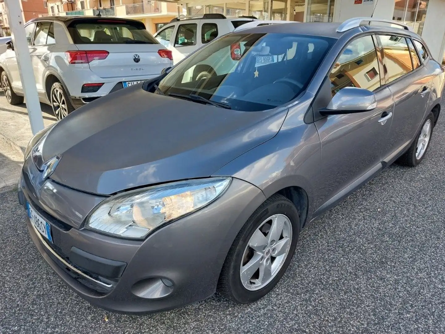Renault Megane Mégane 1.5 dCi 110CV SporTour Attractive Gris - 1