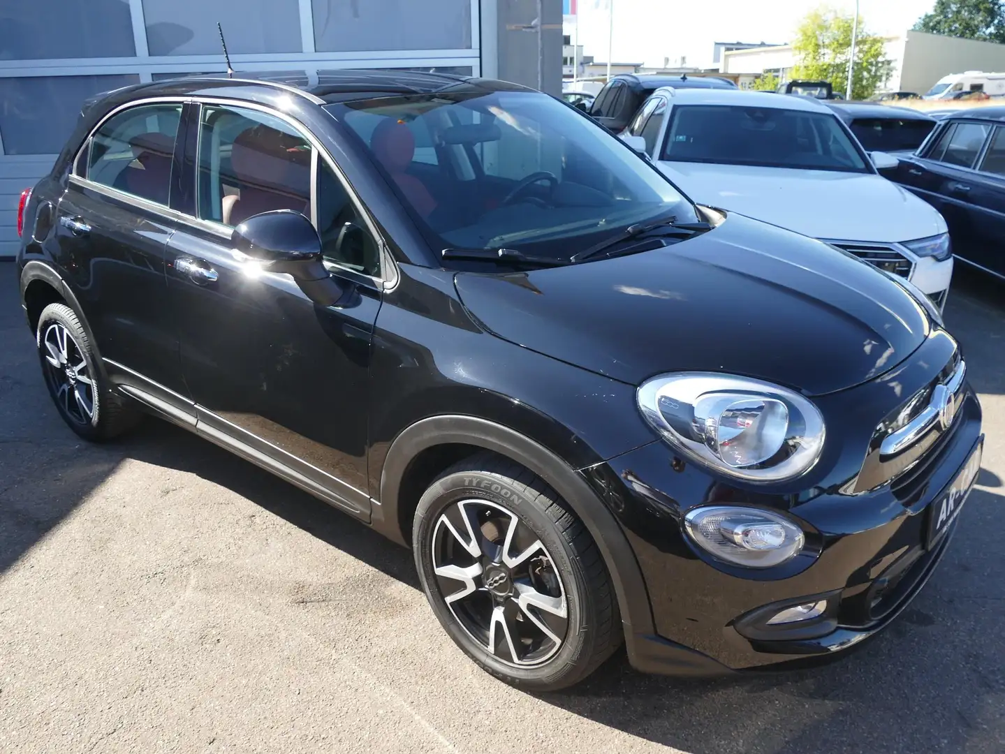 Fiat 500X 1.6 E-torQ Evo 4x2 Pop Star Klima ISOFIX HU/AU NEU Schwarz - 2