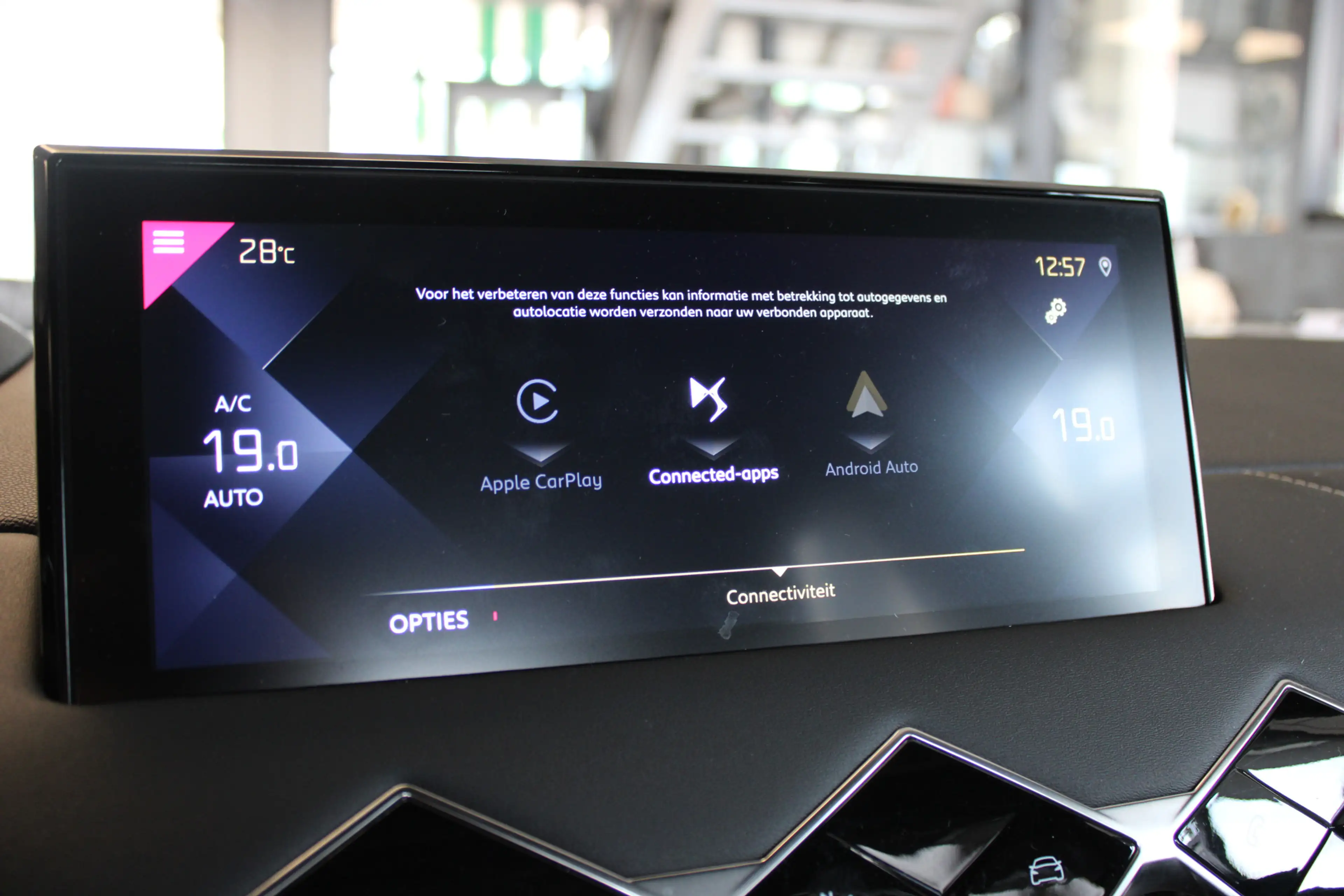 DS Automobiles DS 3 Crossback 1.2 PureTech 100PK Montmartre |17-INCH|DAB|CRUISE| — photo 19