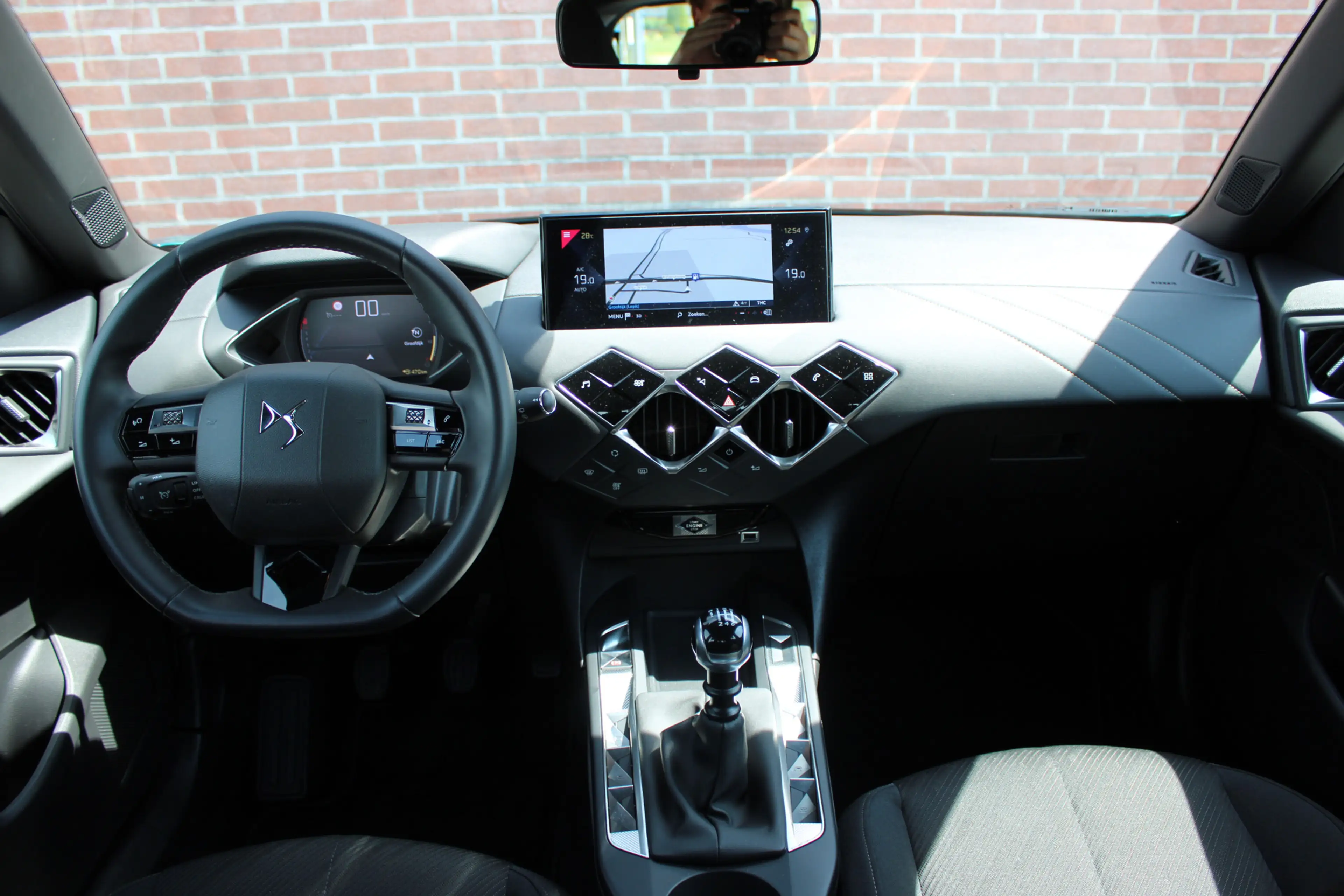 DS Automobiles DS 3 Crossback 1.2 PureTech 100PK Montmartre |17-INCH|DAB|CRUISE| — photo 12