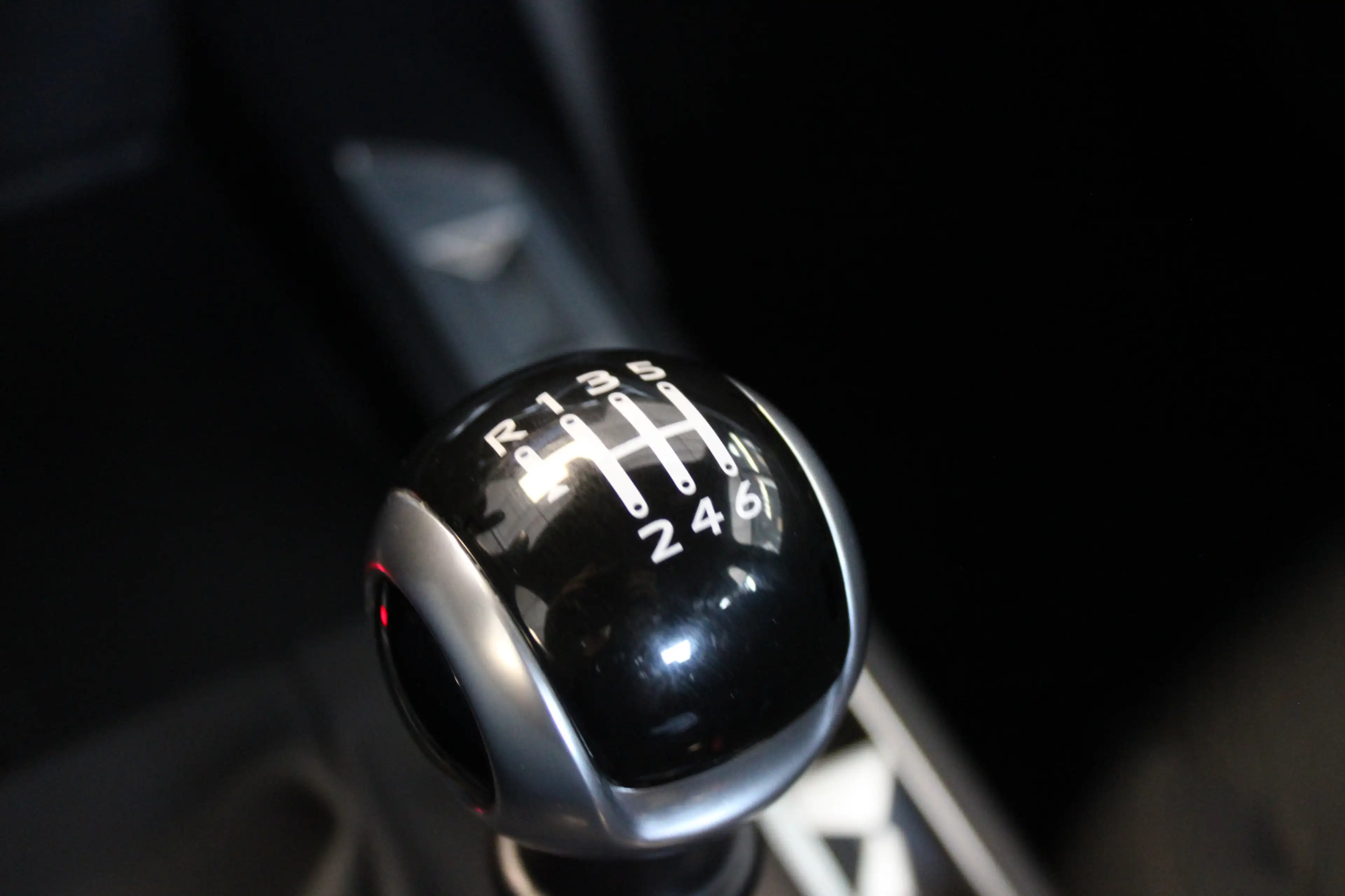 DS Automobiles DS 3 Crossback 1.2 PureTech 100PK Montmartre |17-INCH|DAB|CRUISE| — photo 23