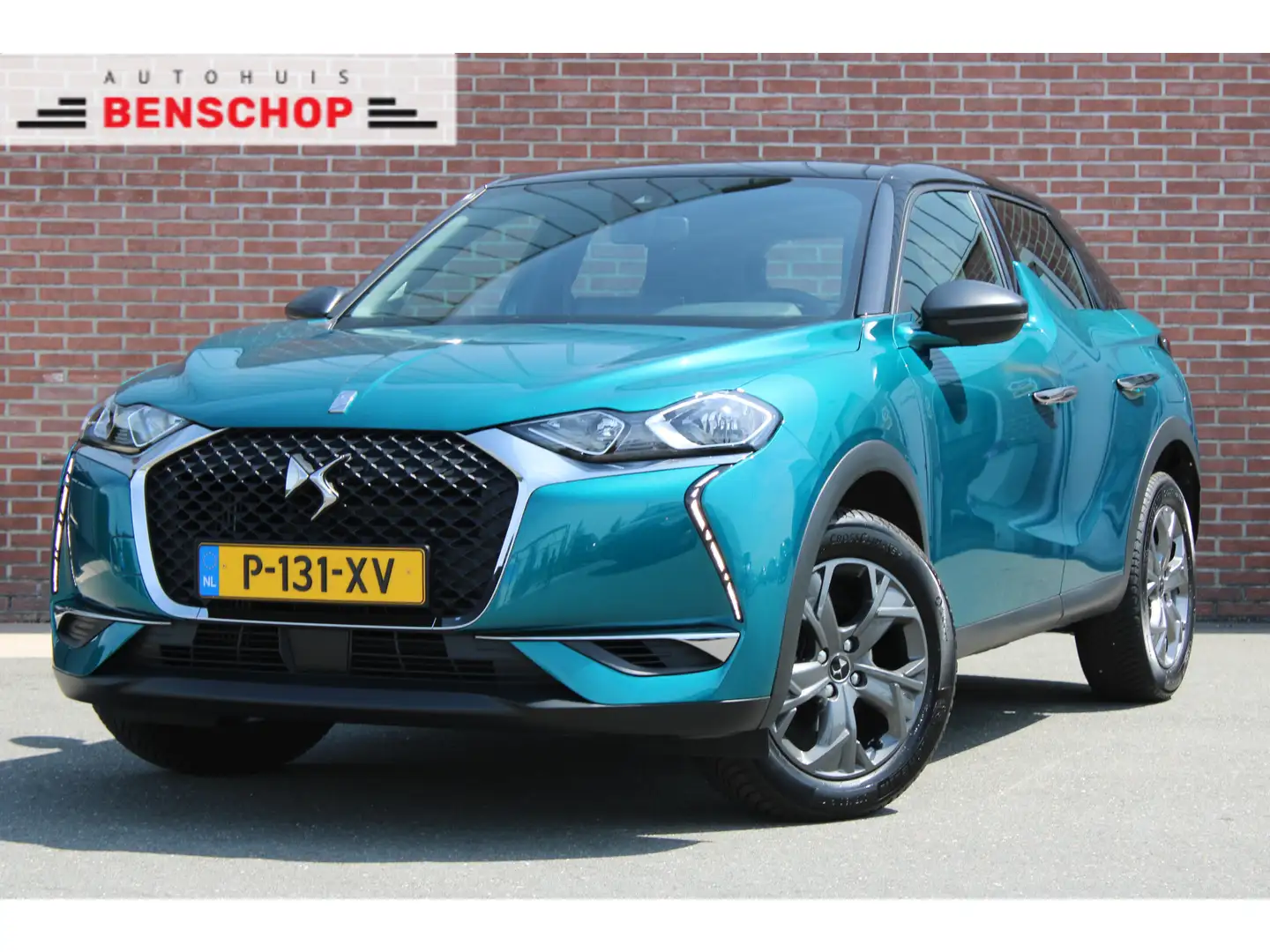 DS Automobiles DS 3 Crossback 1.2 100PK Montmartre |17-INCH|DAB|CRUISE| Blau - 1