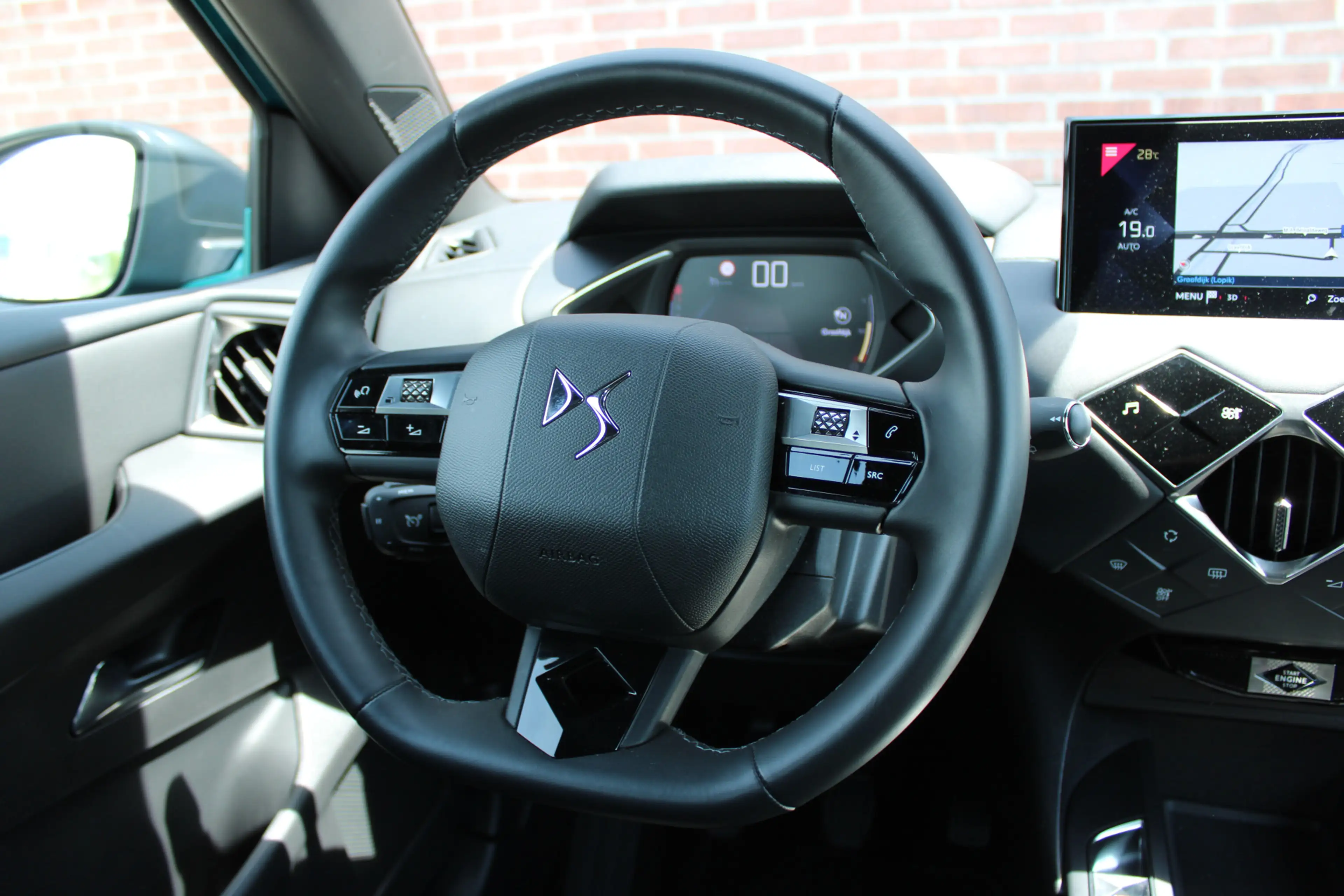 DS Automobiles DS 3 Crossback 1.2 PureTech 100PK Montmartre |17-INCH|DAB|CRUISE| — photo 13