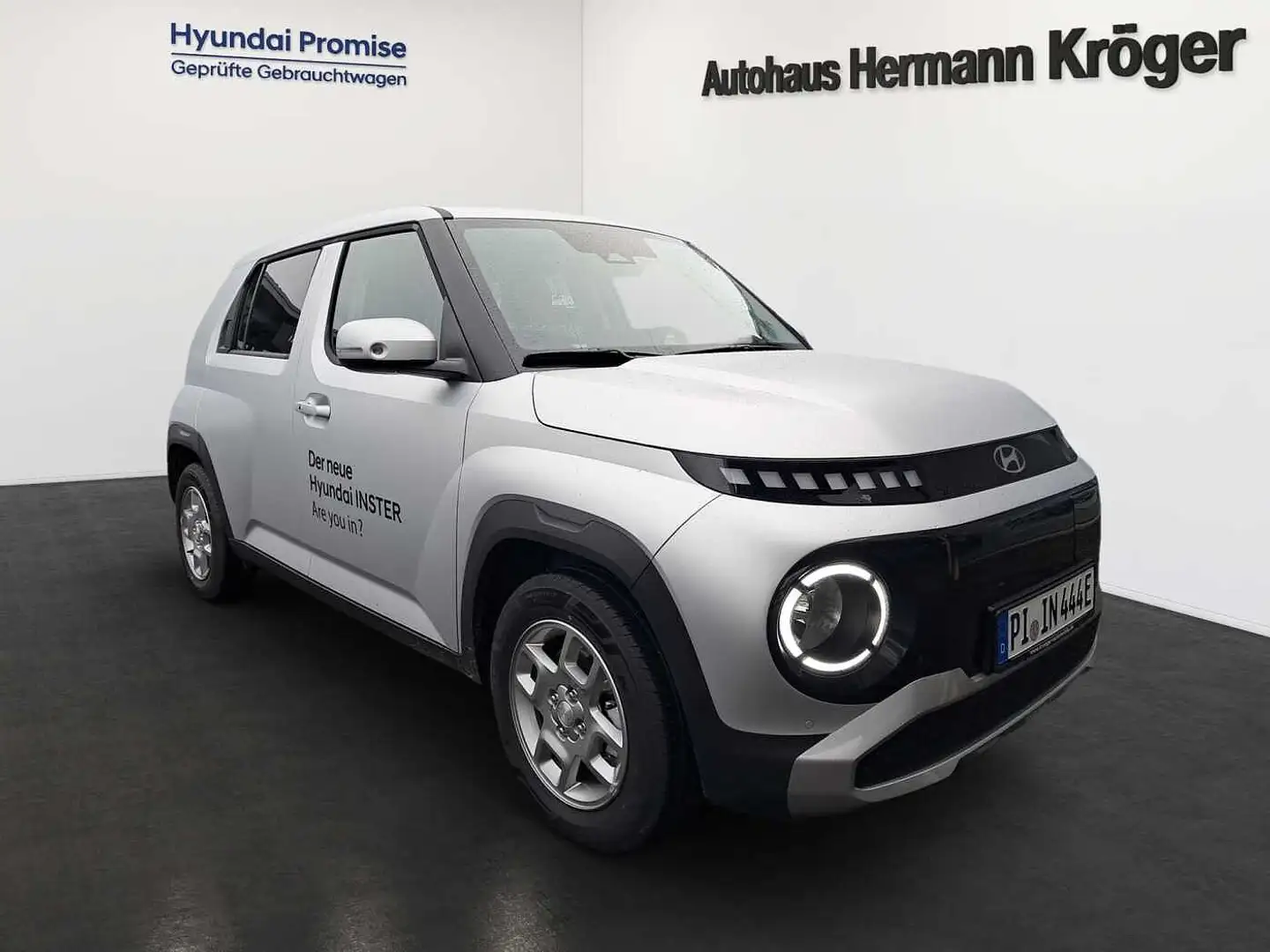 Hyundai Inster 42kWh Trend Effiiziens-Paket 'Are you in?' Срібний - 2