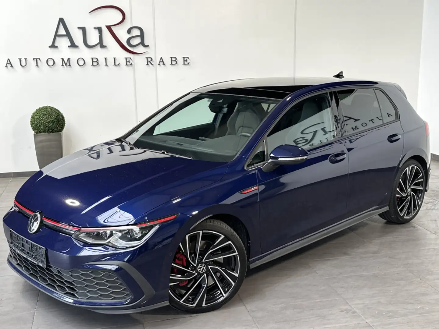 Volkswagen Golf 2.0 TSI GTI DSG NAV+LED+ACC+PANO+AHK+KAMERA Blau - 2