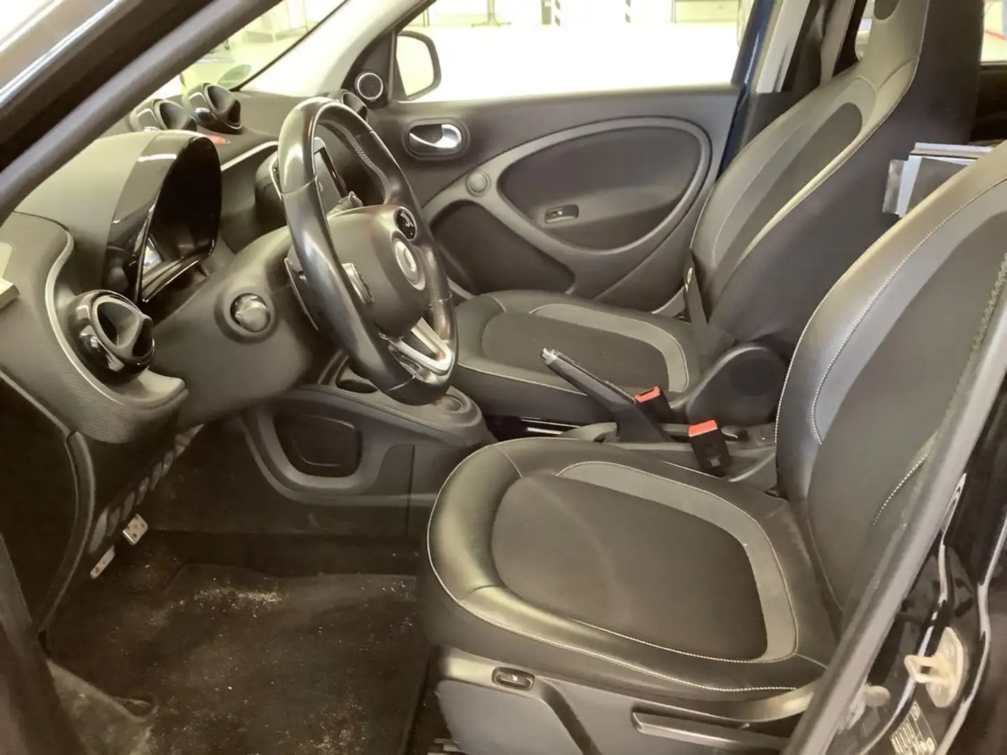 smart forFour 0.9 Turbo Brabus Blau - 1
