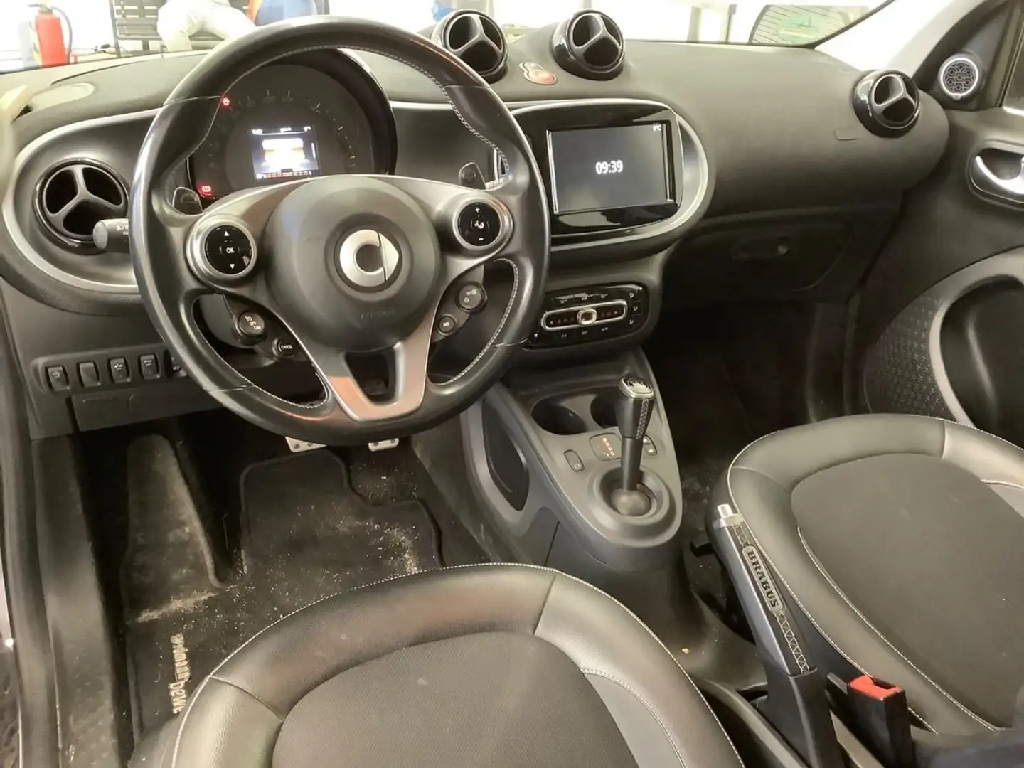 smart forFour 0.9 Turbo Brabus Blau - 2