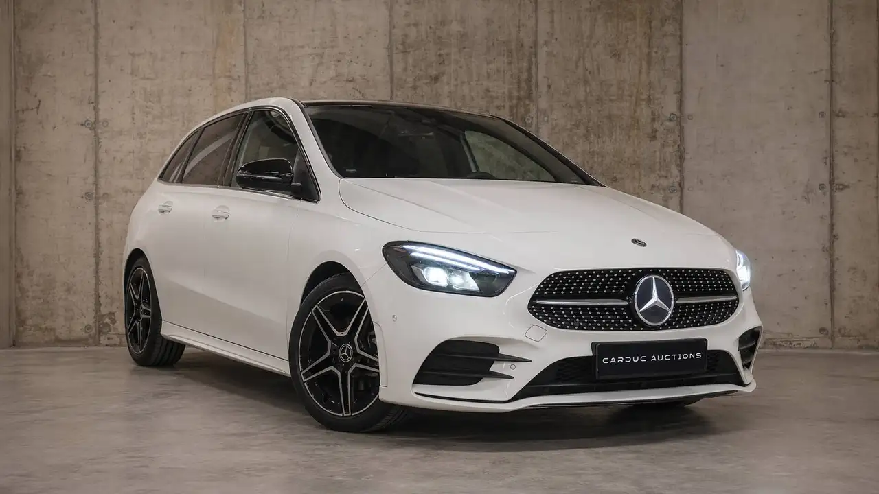 Mercedes-Benz B 200
