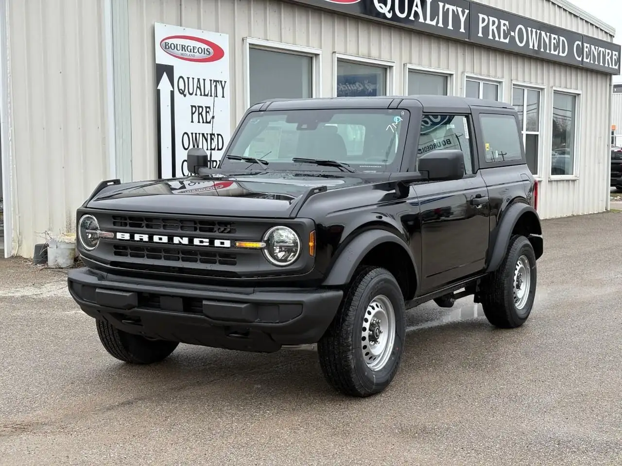 Ford Bronco снимка Ford Bronco