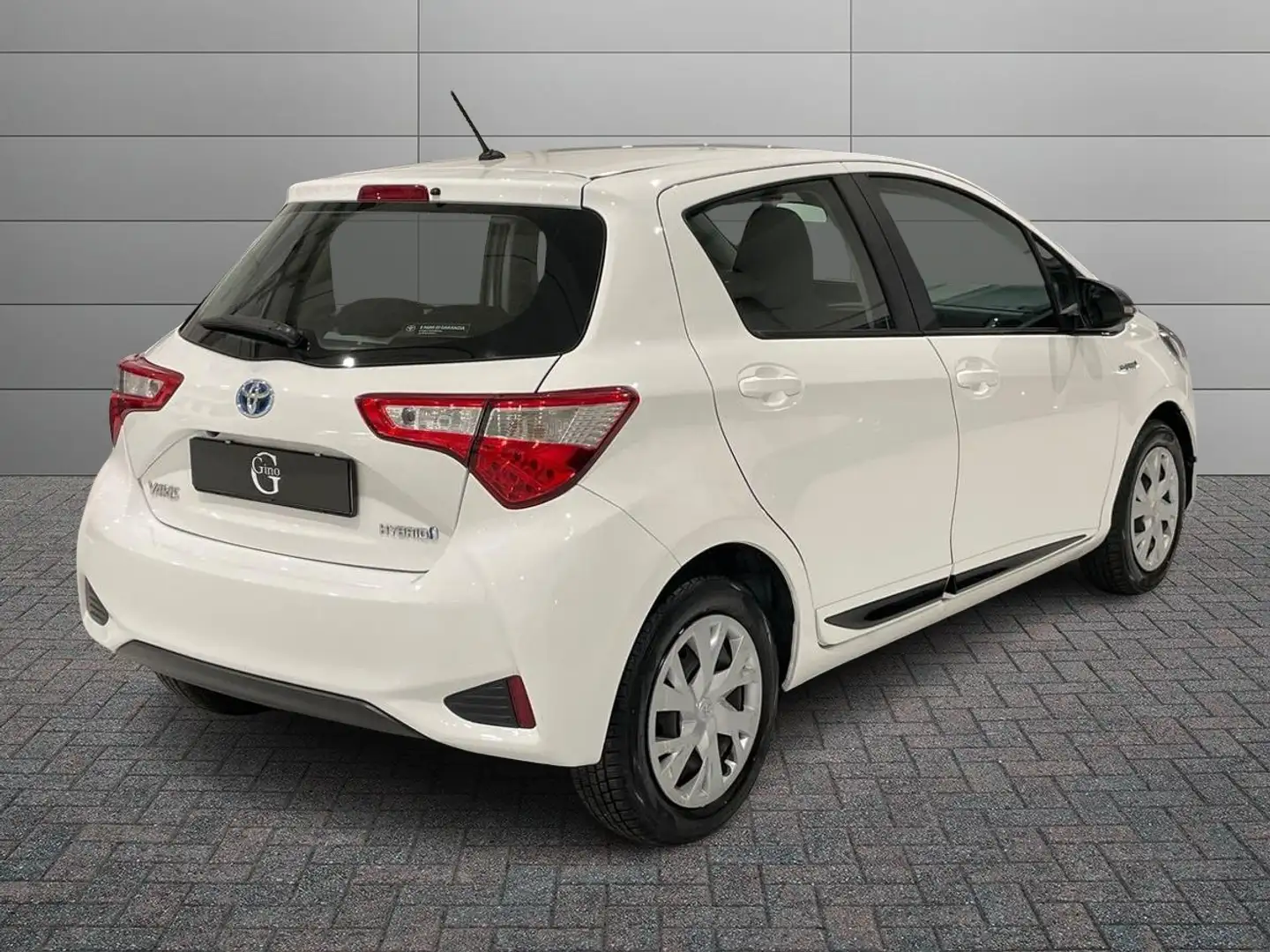 Toyota Yaris 5p 1.5h Trend White Edition my18 Bianco - 2