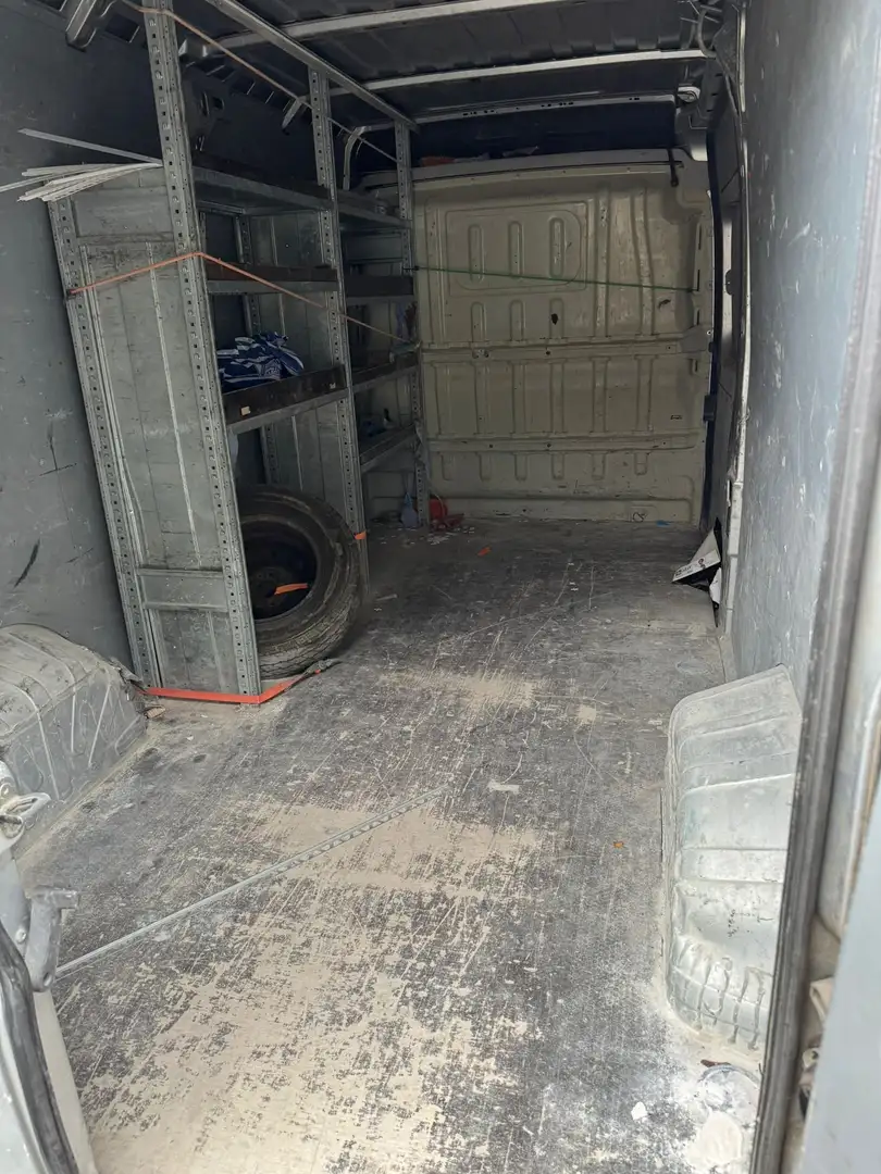 Peugeot Boxer Boxer HDi 335 L1H2 Срібний - 1