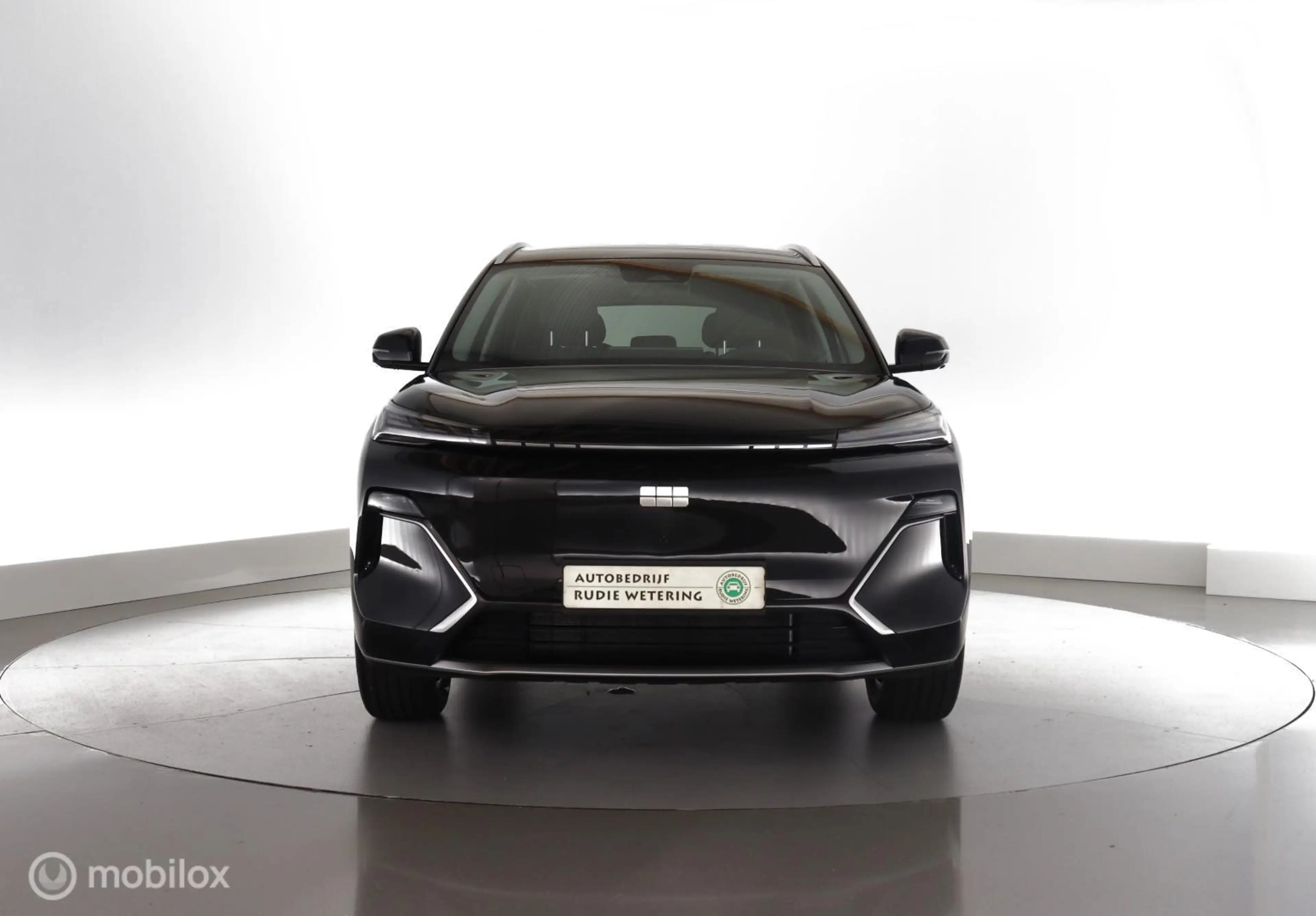 Geely Starray EM-i 1.5 Pro — photo 27