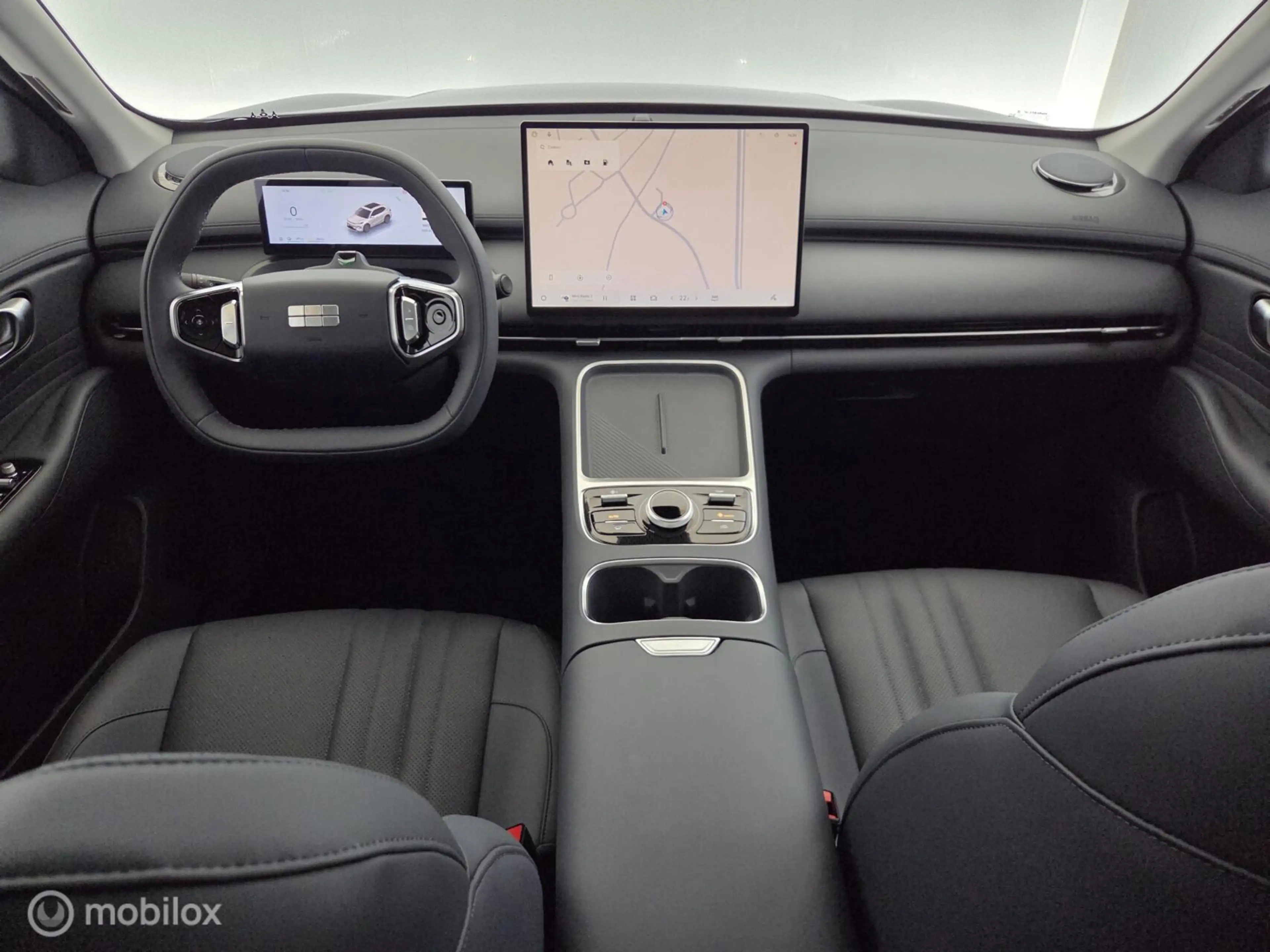 Geely Starray EM-i 1.5 Pro — photo 10