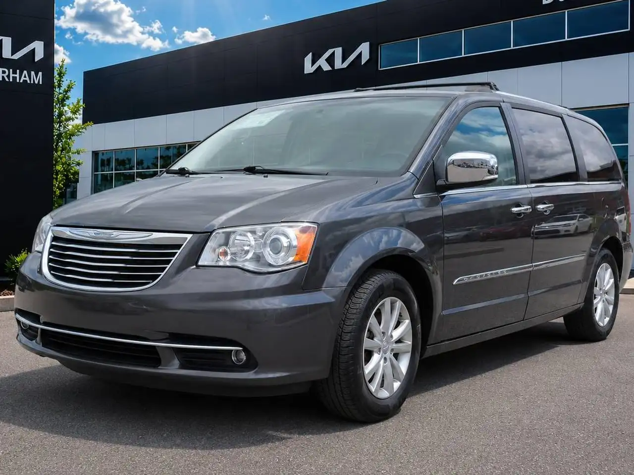 2016 Chrysler Town & Country