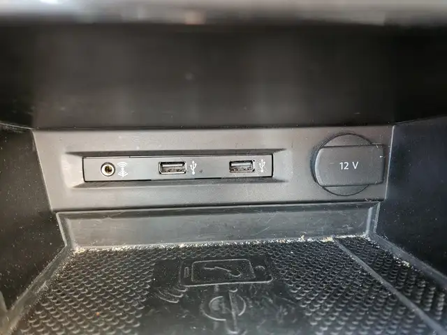 Volkswagen Tiguan view 18