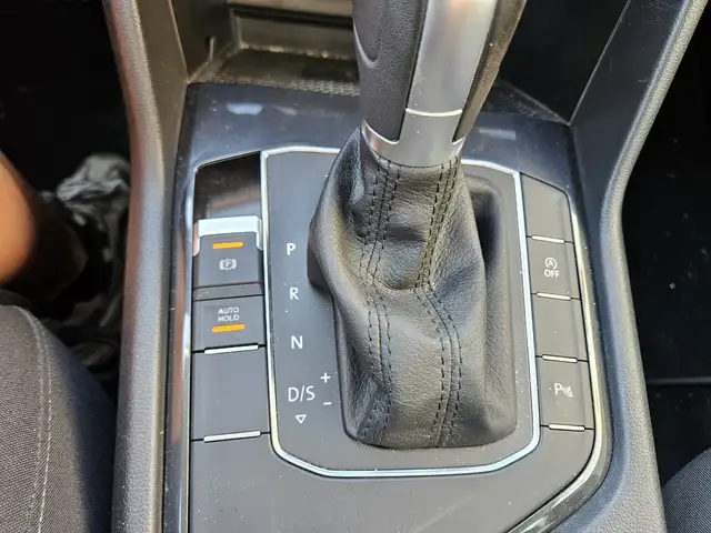 Volkswagen Tiguan view 19