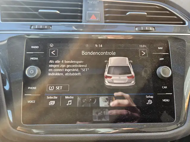 Volkswagen Tiguan view 16