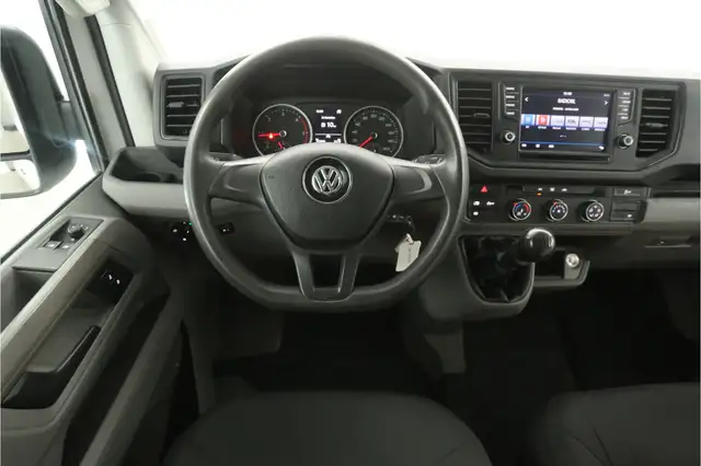 Volkswagen Crafter view 2