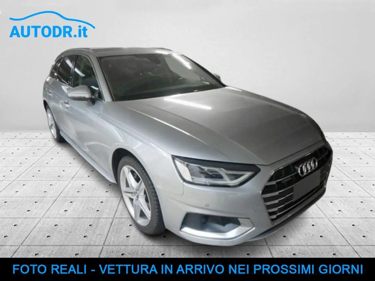 Audi A4 Avant 40 TDI Quattro S-Tronic Advanced FULL Argent - 2