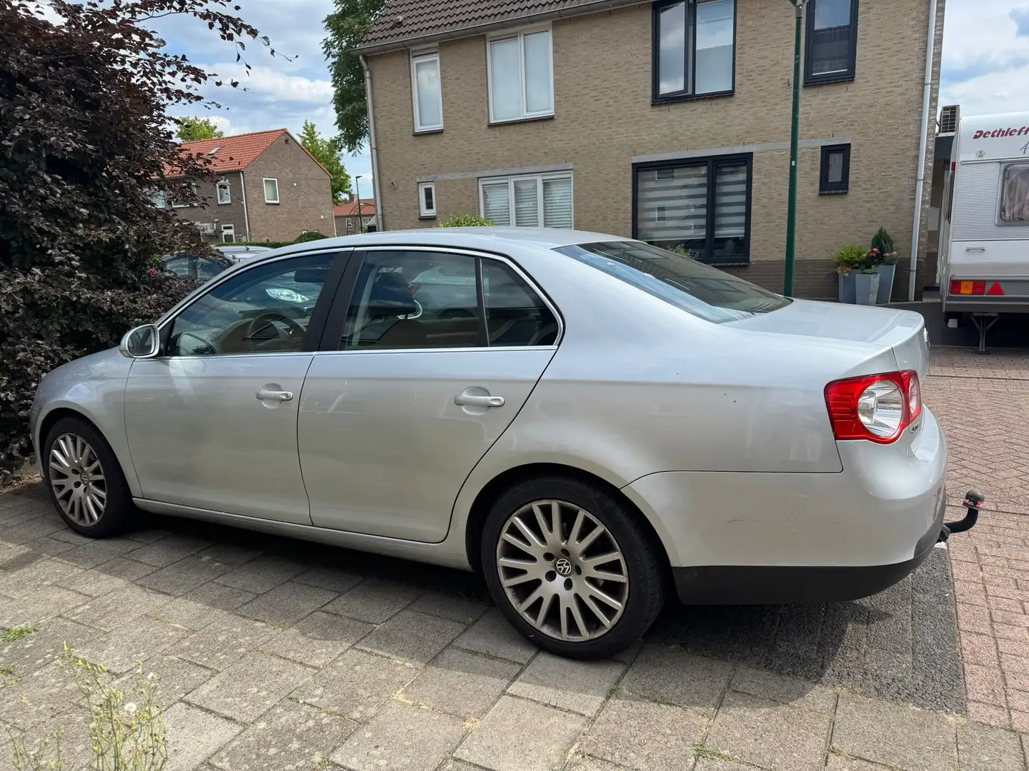 Volkswagen Jetta Jetta 1.4 TSI Comfortline Zilver - 2